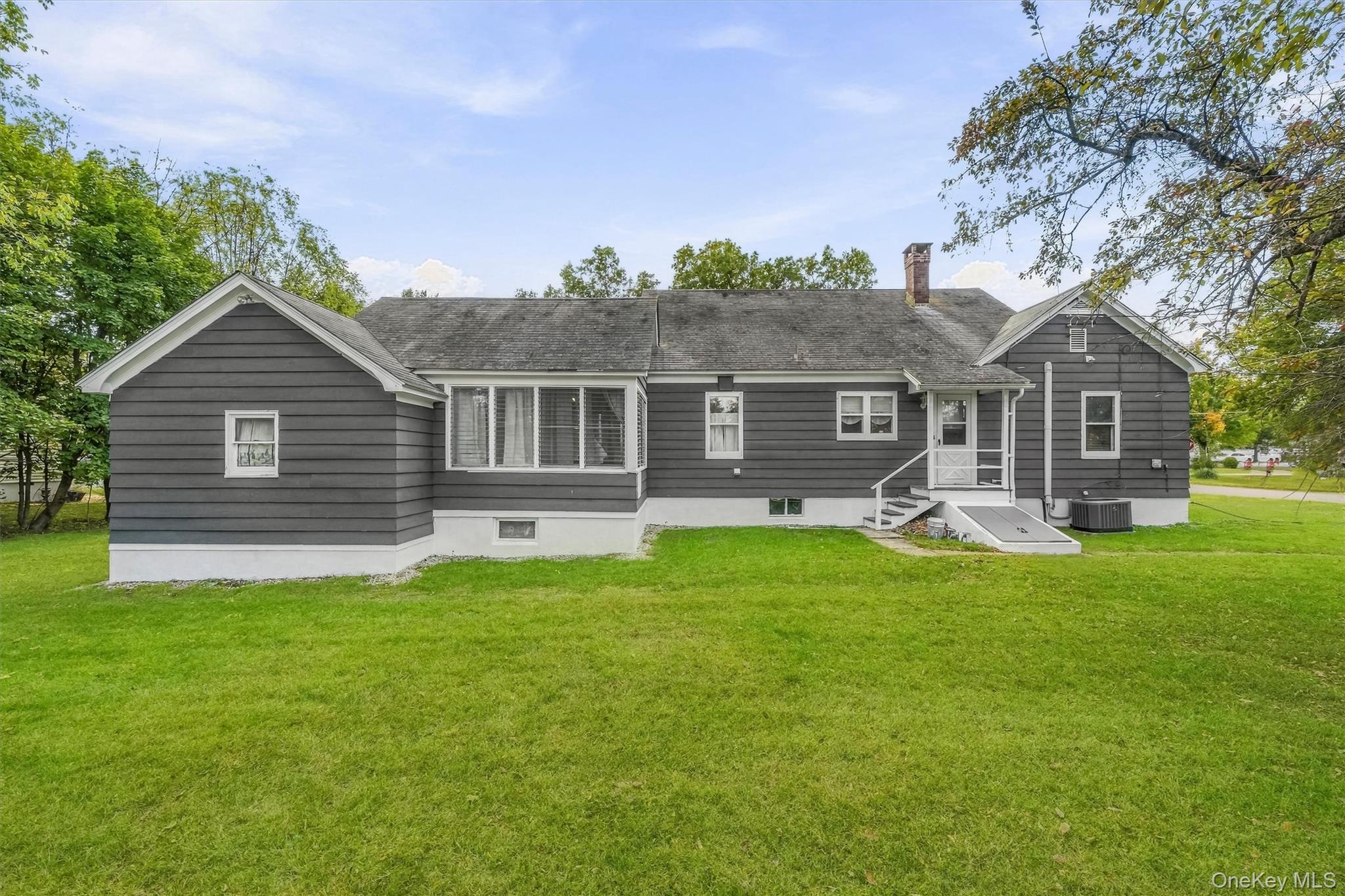 Single Family Senior Street  Orange County, NY 12549, MLS-1060811-30