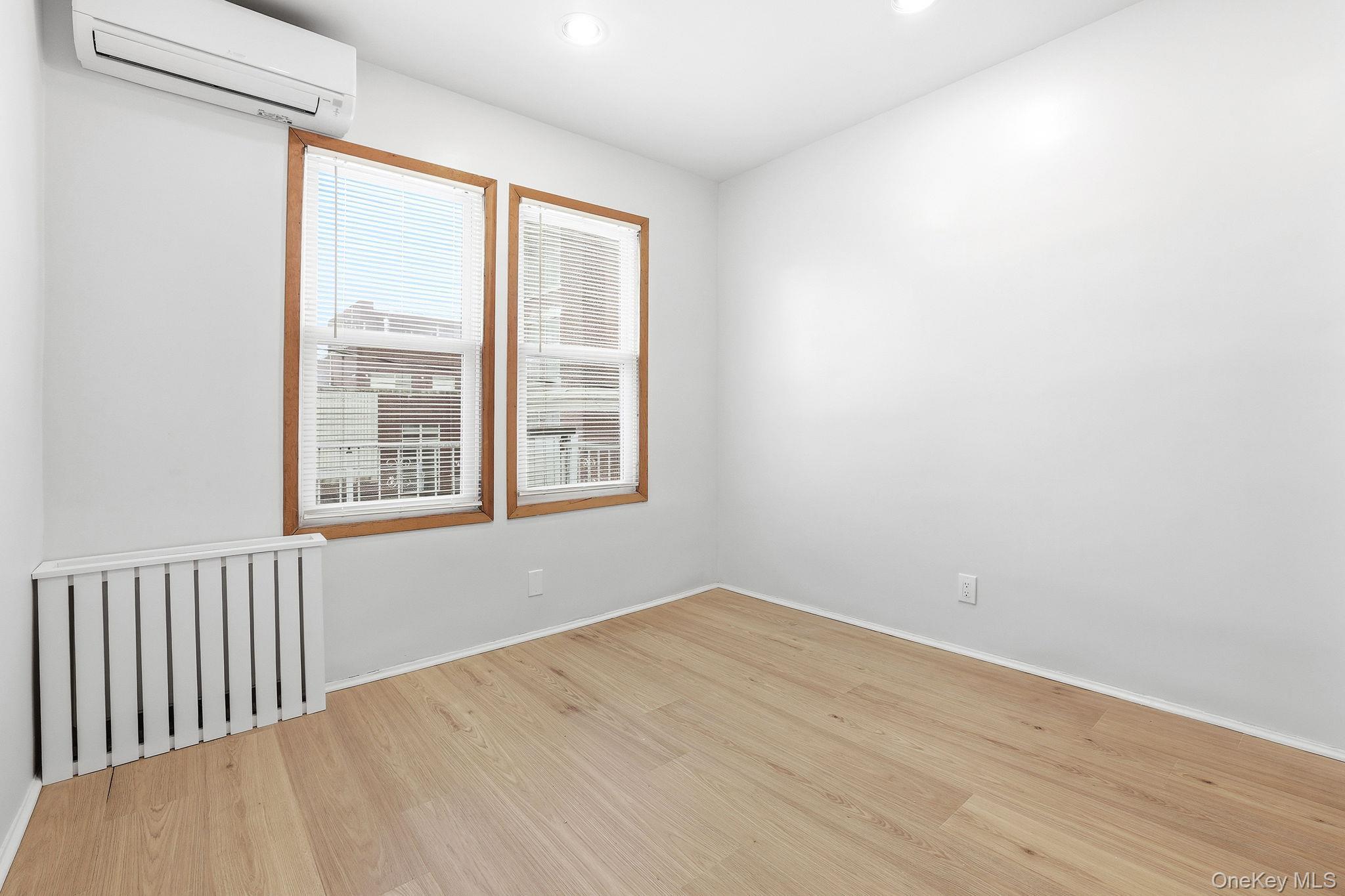Single Family 68th Avenue Queens, NY 11379, MLS-1060899-17