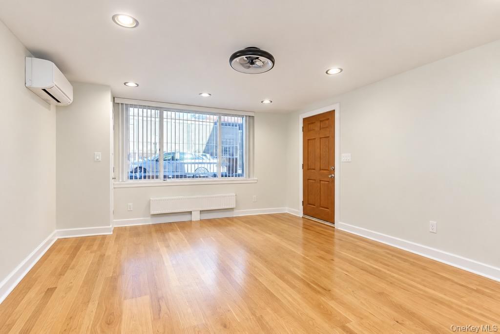 Single Family 68th Avenue Queens, NY 11379, MLS-1060899-22
