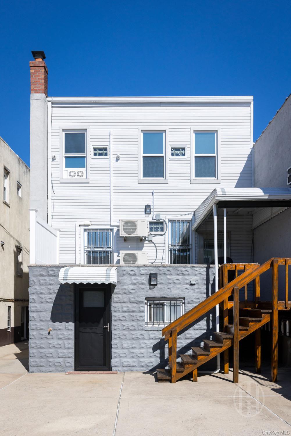 Single Family 68th Avenue Queens, NY 11379, MLS-1060899-4