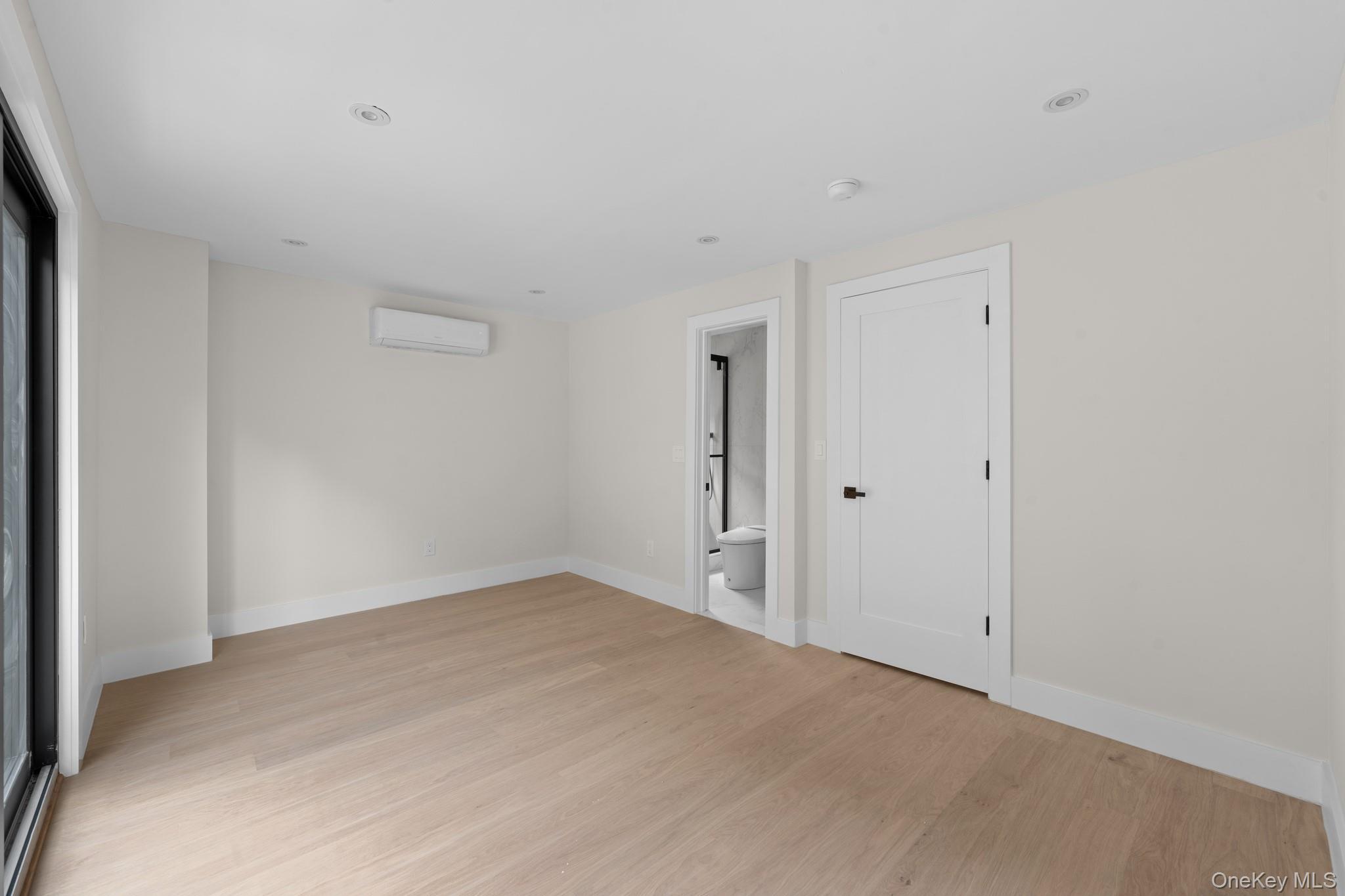 Single Family Alderton Street  Queens, NY 11374, MLS-1060922-8