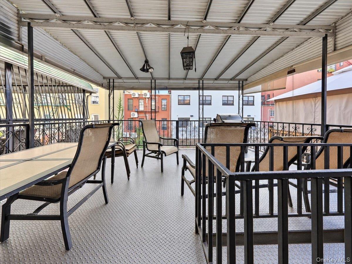 Single Family E 155th Street  Bronx, NY 10455, MLS-1061001-26