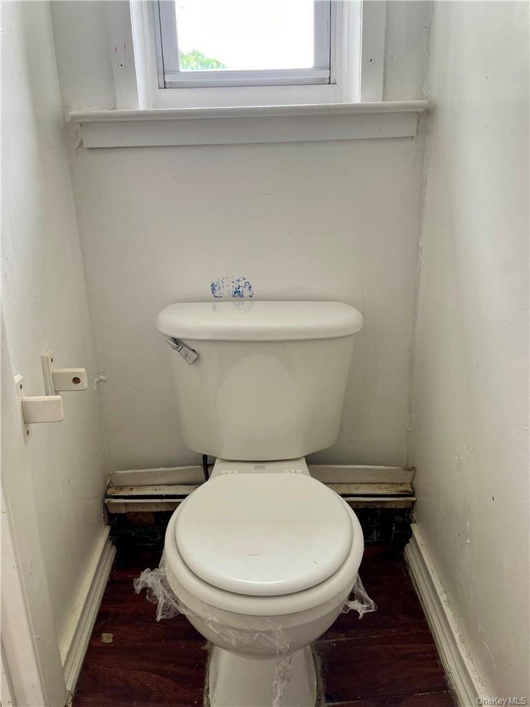 Single Family Fox Island Road  Westchester County, NY 10573, MLS-1061026-11