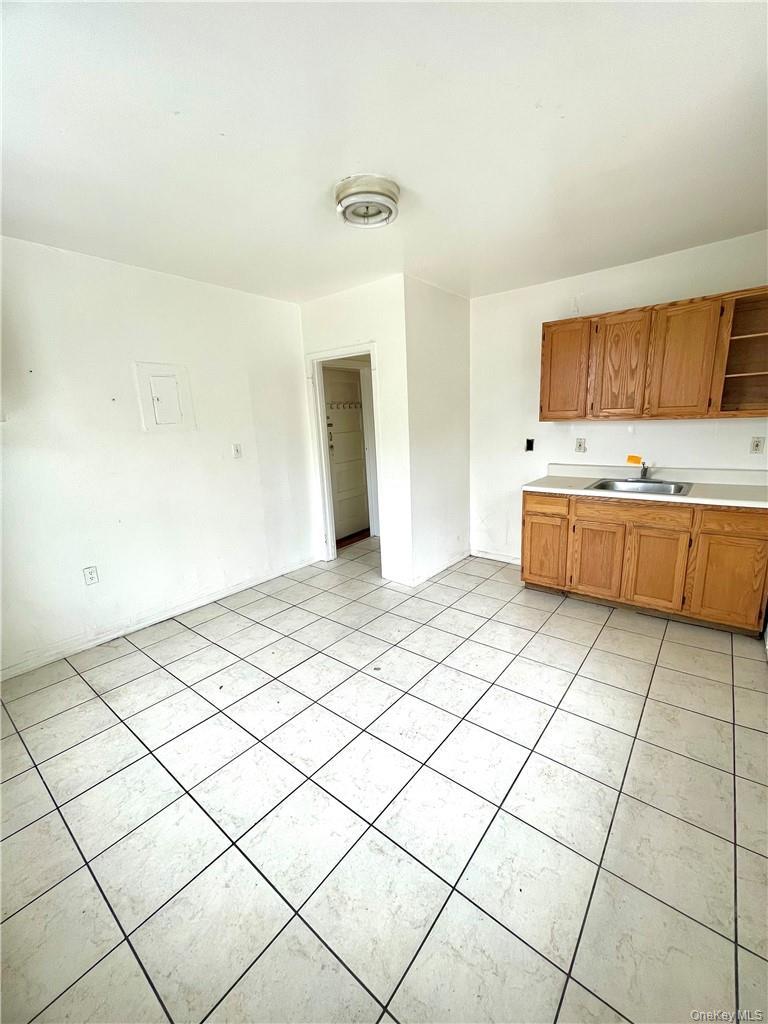 Single Family Fox Island Road  Westchester County, NY 10573, MLS-1061026-14