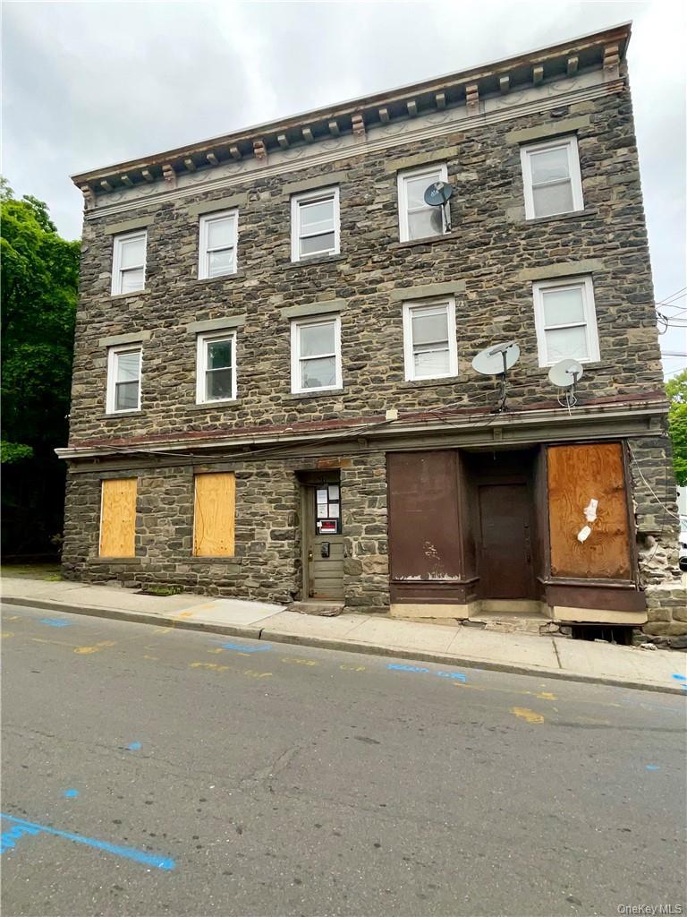 Single Family Fox Island Road  Westchester County, NY 10573, MLS-1061026-2