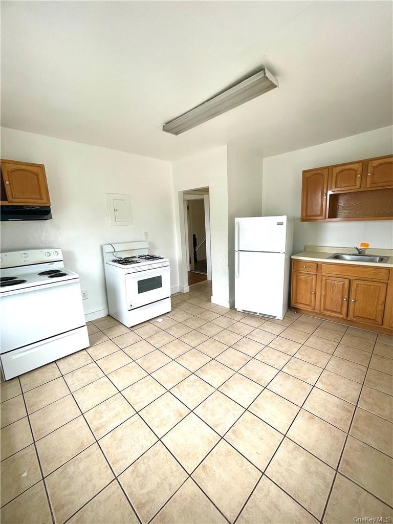 Single Family Fox Island Road  Westchester County, NY 10573, MLS-1061026-4