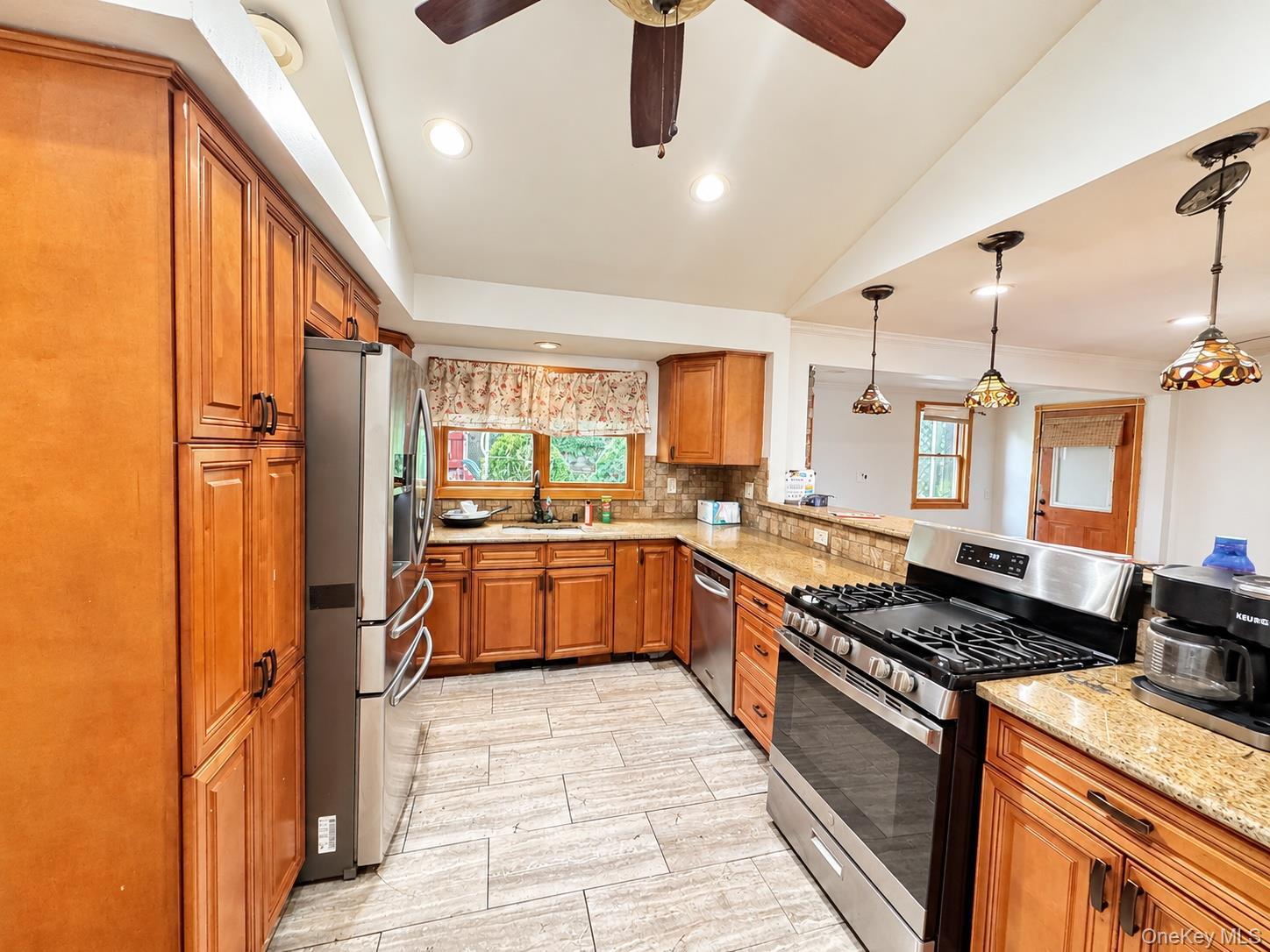 Single Family Urban Drive  Suffolk County, NY 11784, MLS-1061127-3
