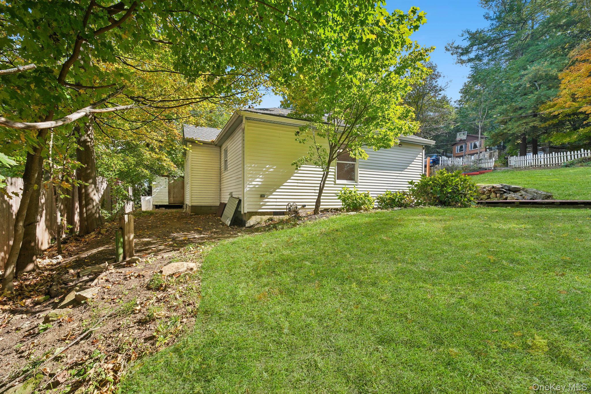 Single Family Crest Drive  Putnam County, NY 10541, MLS-1061197-40