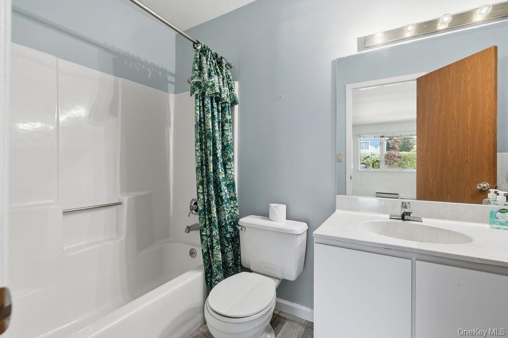 Single Family Krystal Drive Westchester County, NY 10589, MLS-1061222-13