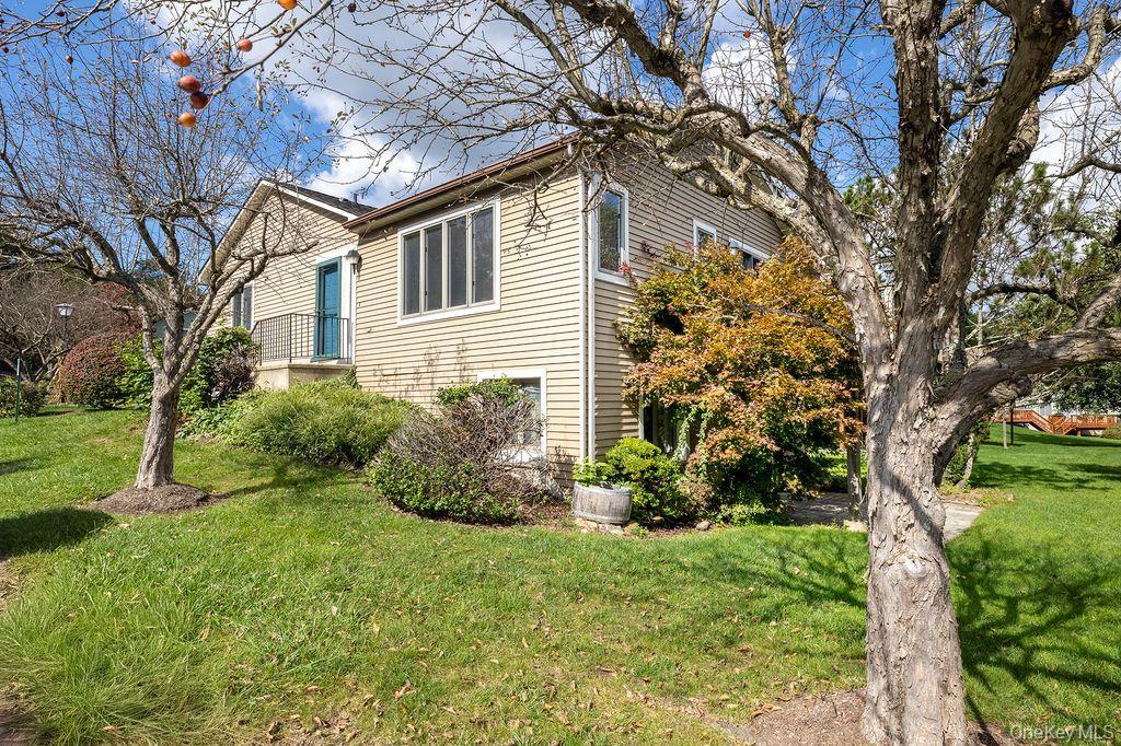 Single Family Krystal Drive Westchester County, NY 10589, MLS-1061222-18