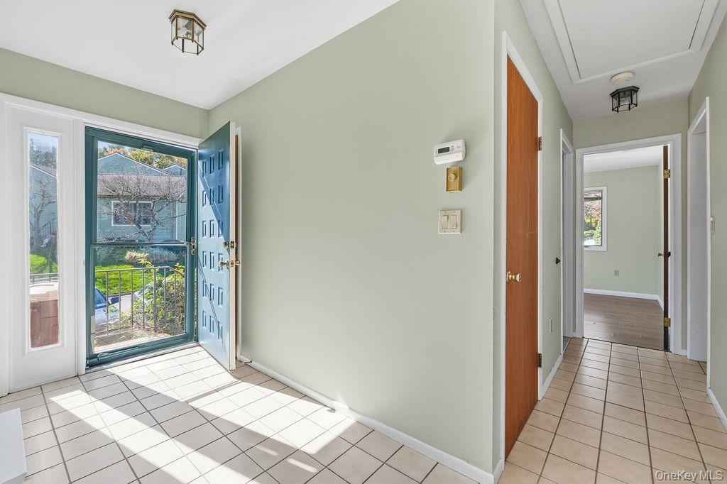 Single Family Krystal Drive Westchester County, NY 10589, MLS-1061222-2