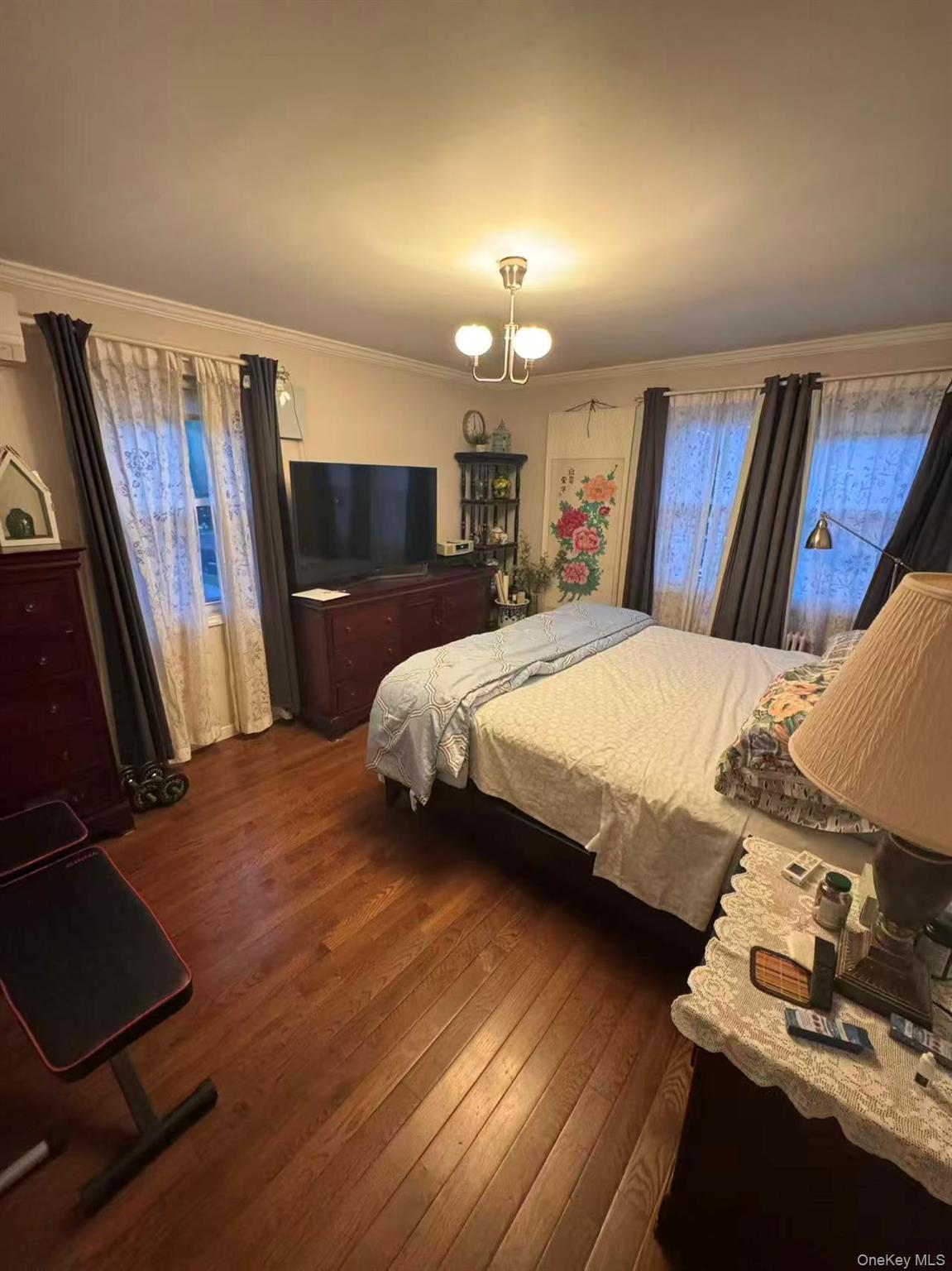 Single Family 168th Street  Queens, NY 11366, MLS-1061301-8
