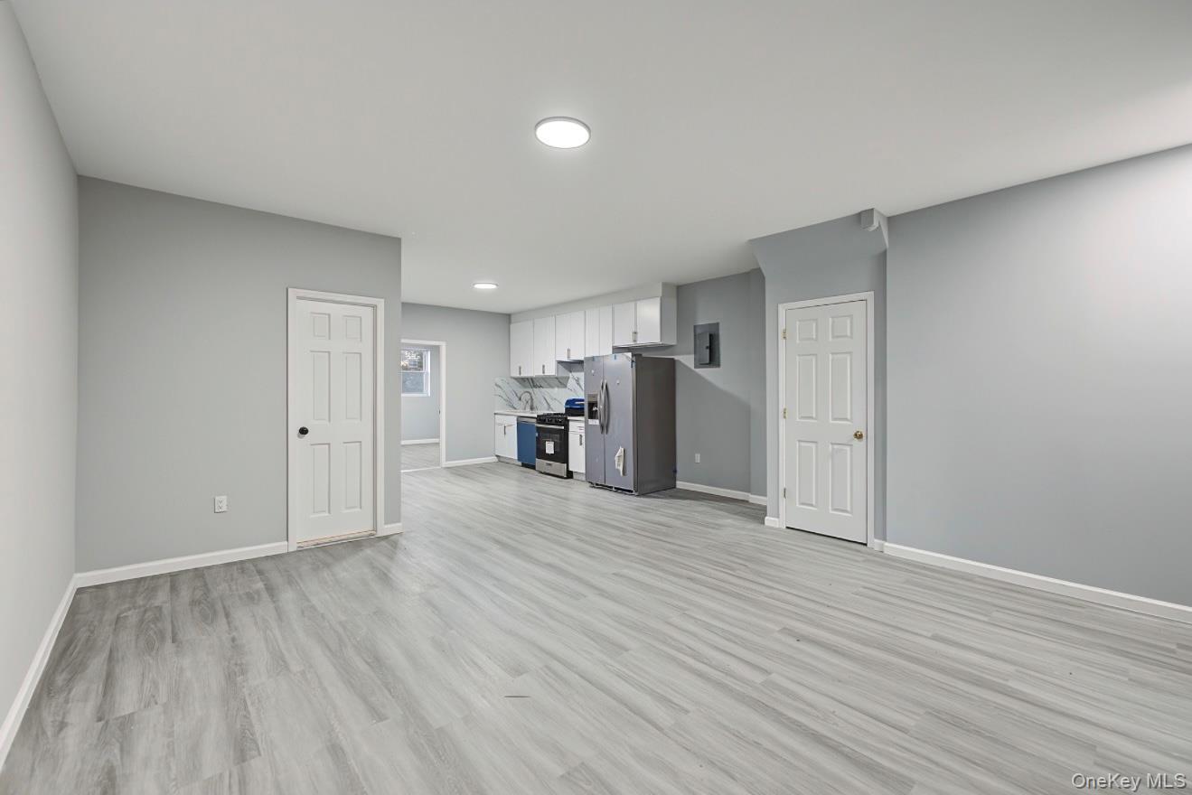 Single Family 77th Avenue Queens, NY 11385, MLS-1061410-24