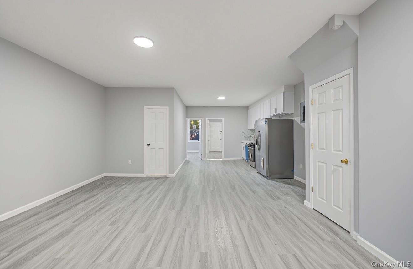 Single Family 77th Avenue Queens, NY 11385, MLS-1061410-27
