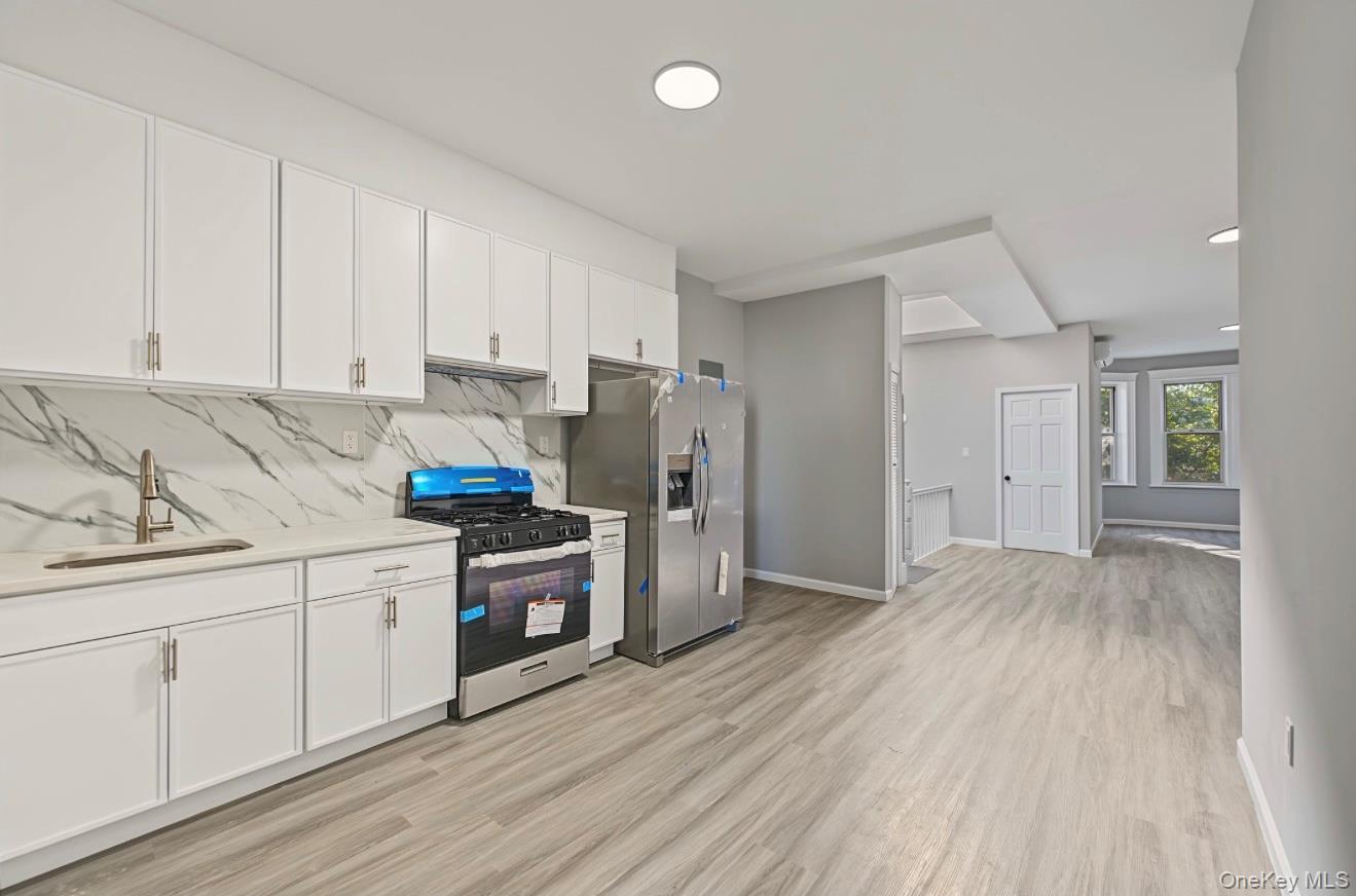Single Family 77th Avenue Queens, NY 11385, MLS-1061410-5