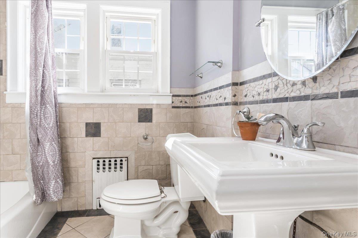 Single Family Clearview Expressway Queens, NY 11361, MLS-1061412-19