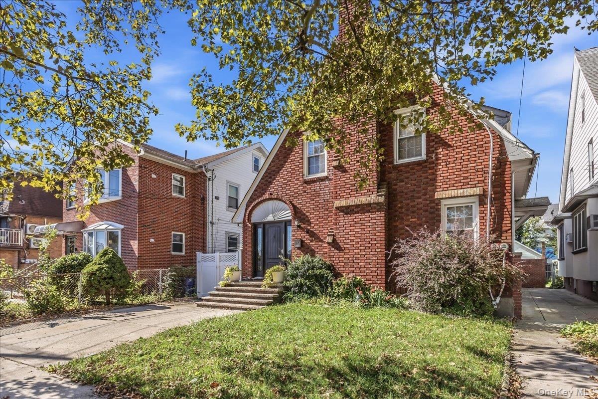 Single Family Clearview Expressway Queens, NY 11361, MLS-1061412-2