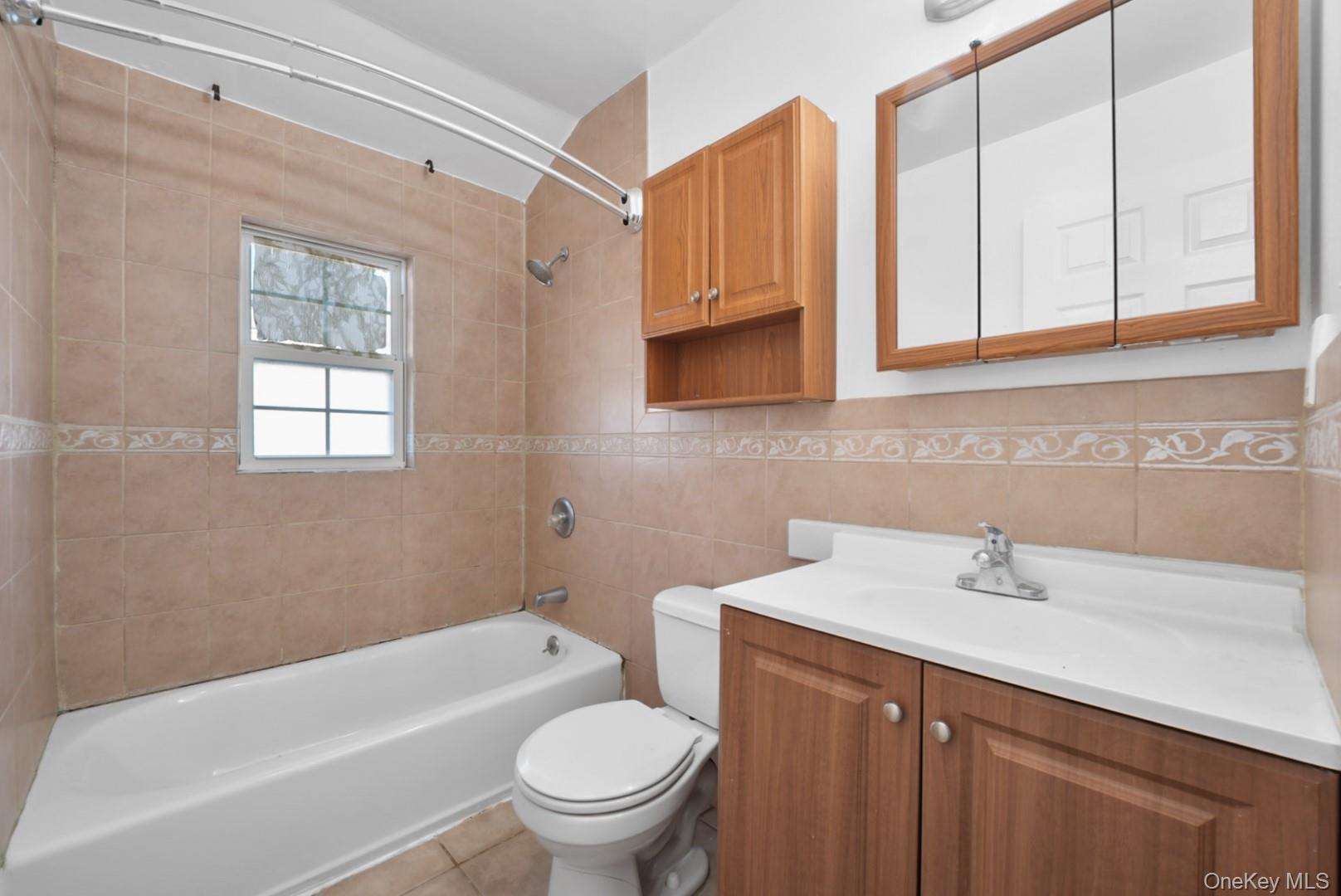 Single Family 148th Avenue  Queens, NY 11422, MLS-1061519-10