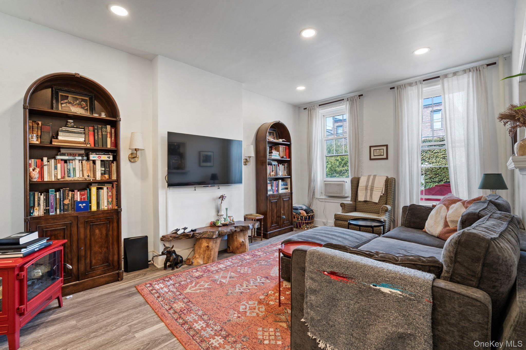 Single Family 74th Avenue Queens, NY 11385, MLS-1061533-18