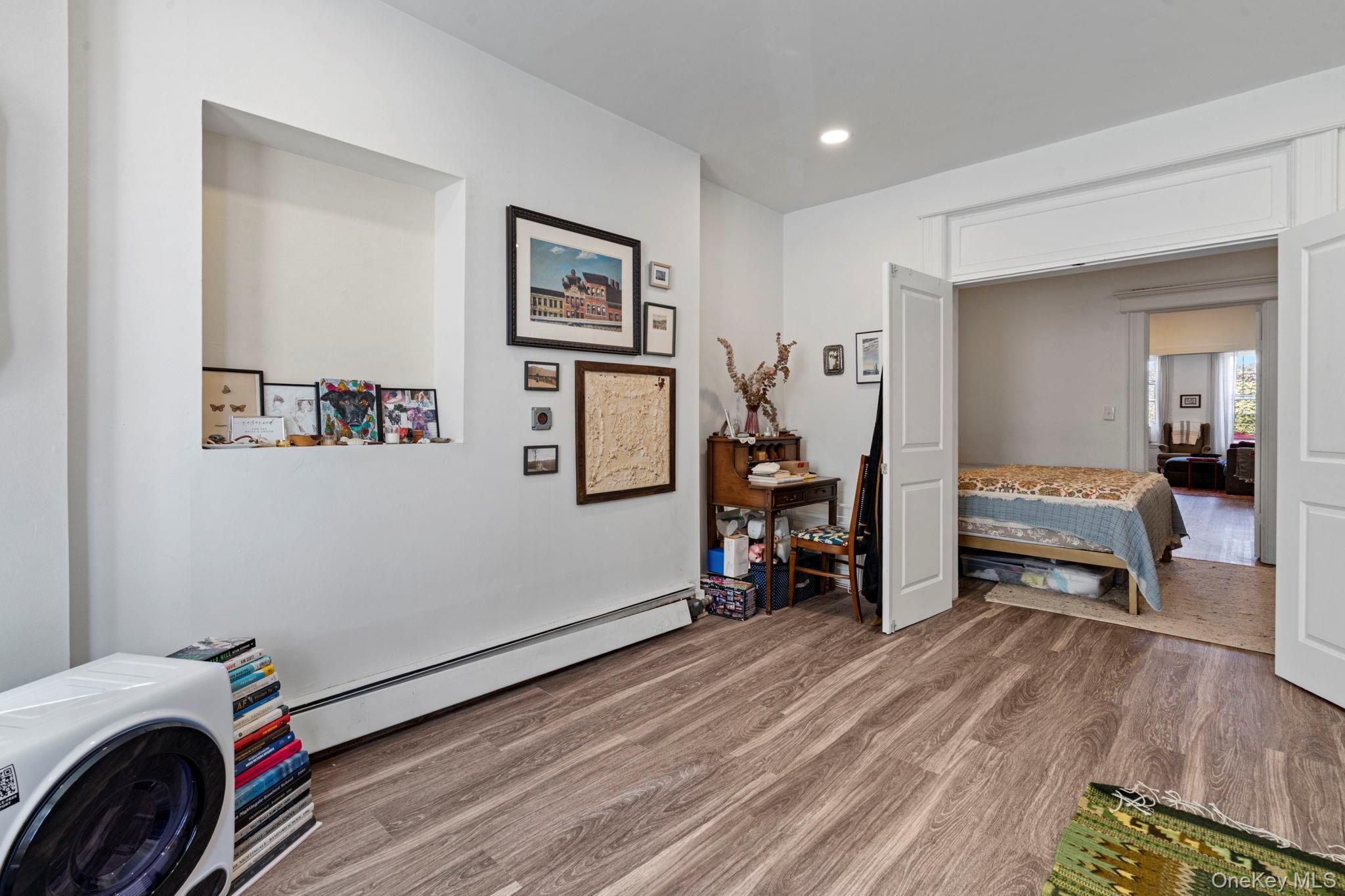 Single Family 74th Avenue Queens, NY 11385, MLS-1061533-25
