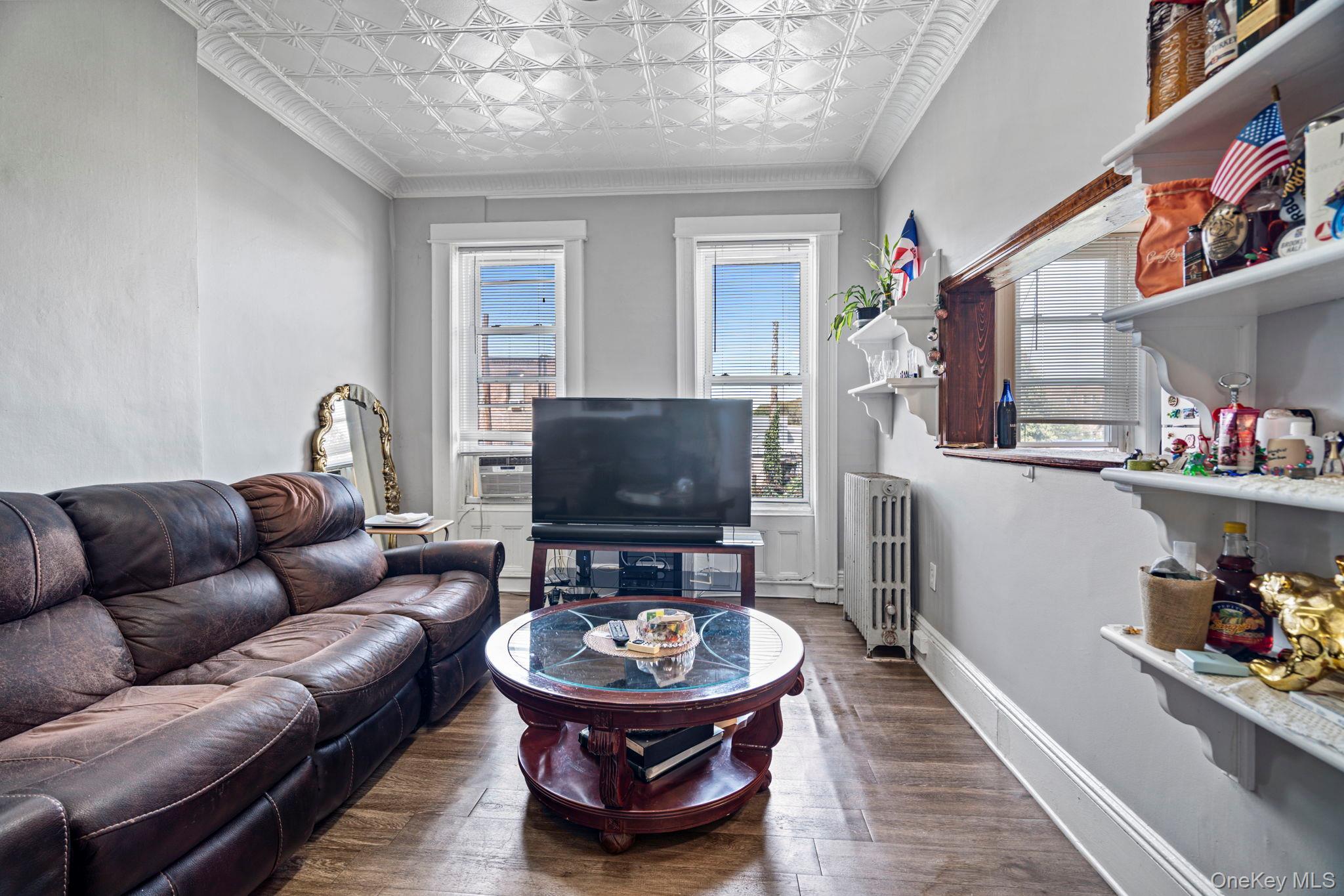 Single Family 74th Avenue Queens, NY 11385, MLS-1061533-32