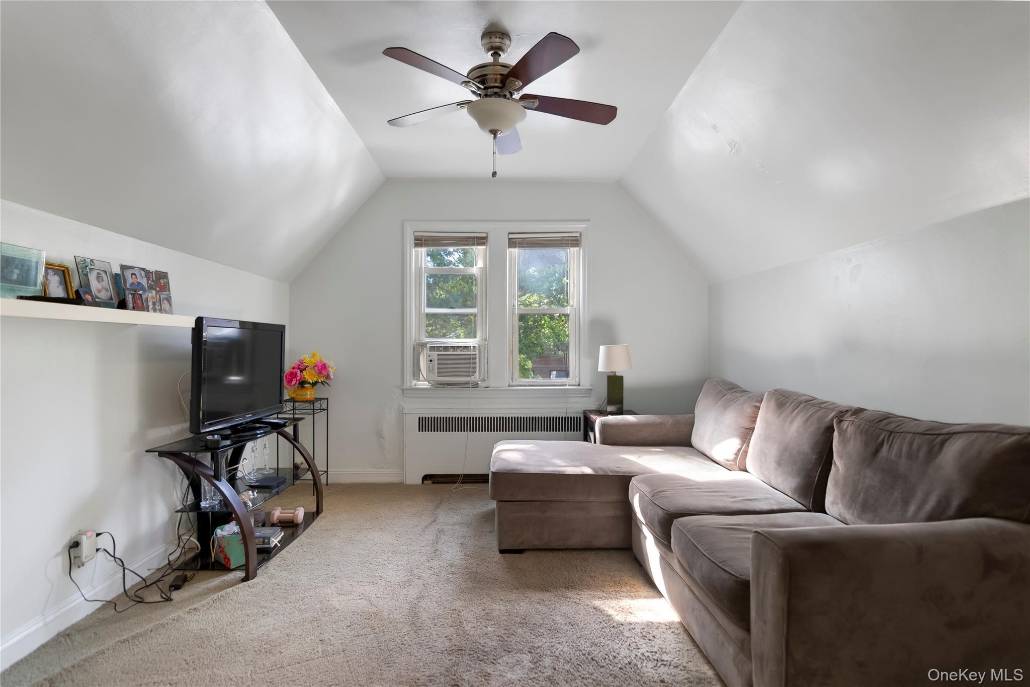 Single Family 84th Road Queens, NY 11435, MLS-1061567-10
