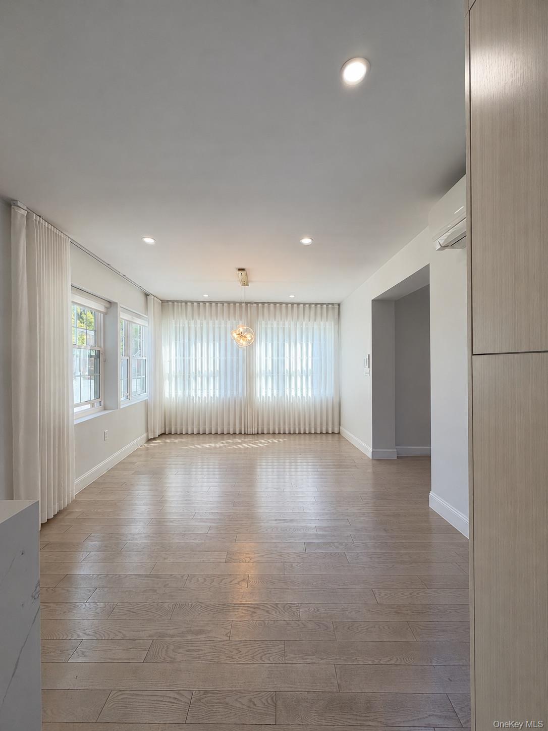 Single Family 23rd Avenue Queens, NY 11357, MLS-1061756-2