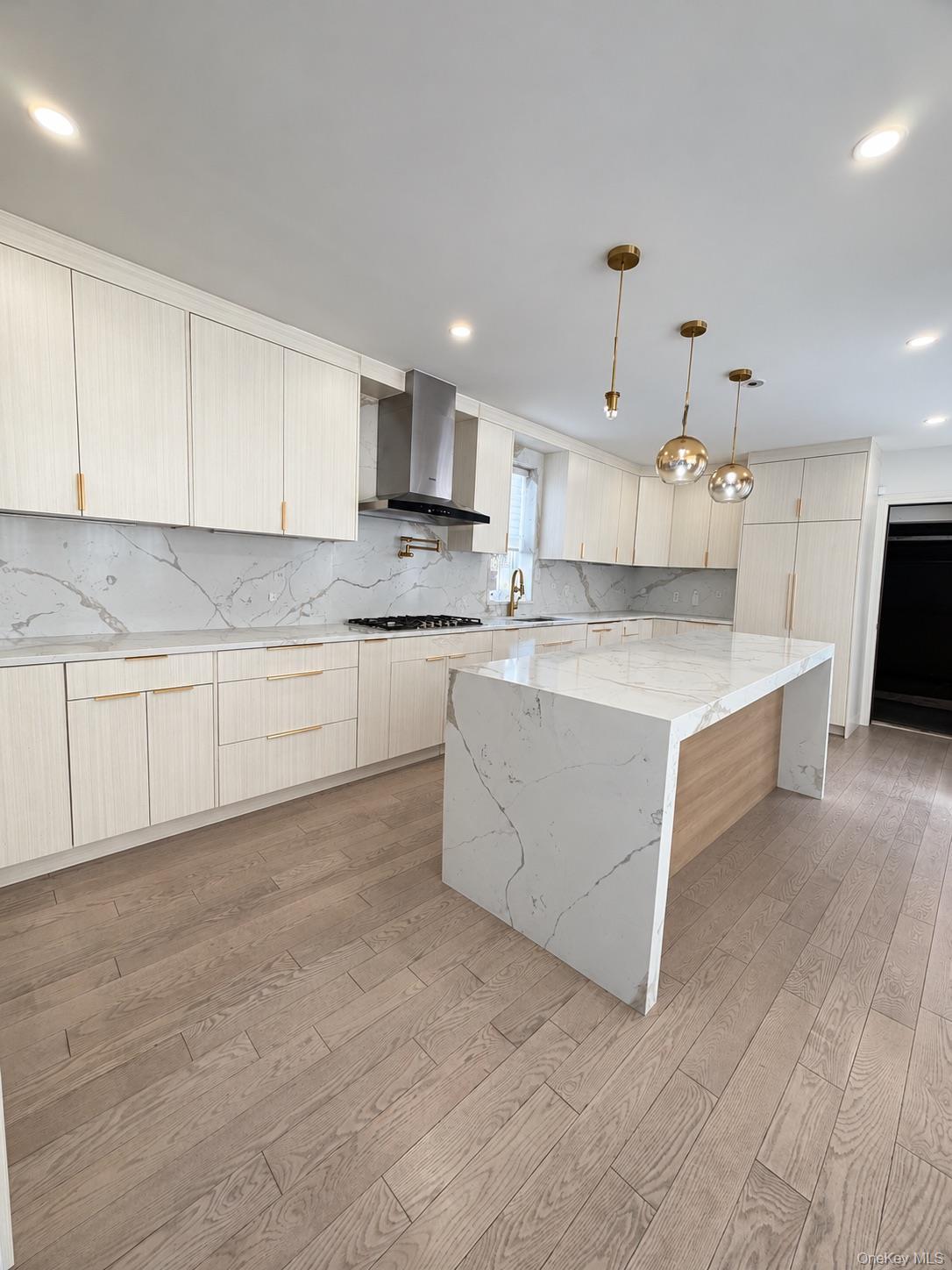 Single Family 23rd Avenue Queens, NY 11357, MLS-1061756-5