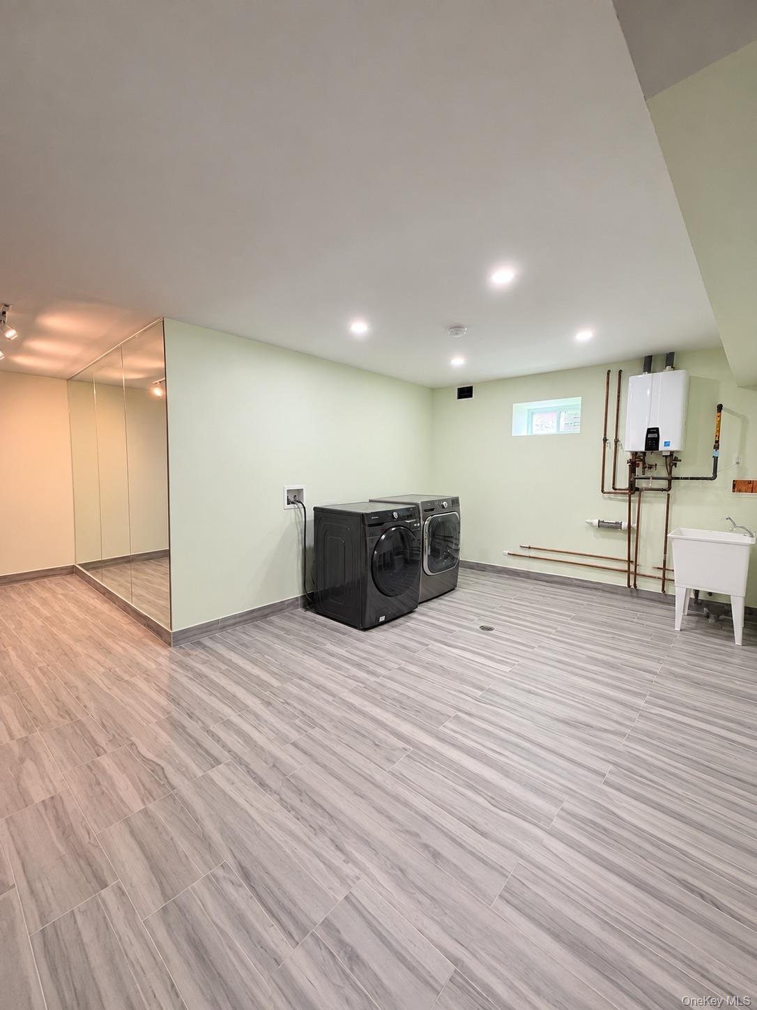 Single Family 23rd Avenue Queens, NY 11357, MLS-1061756-6