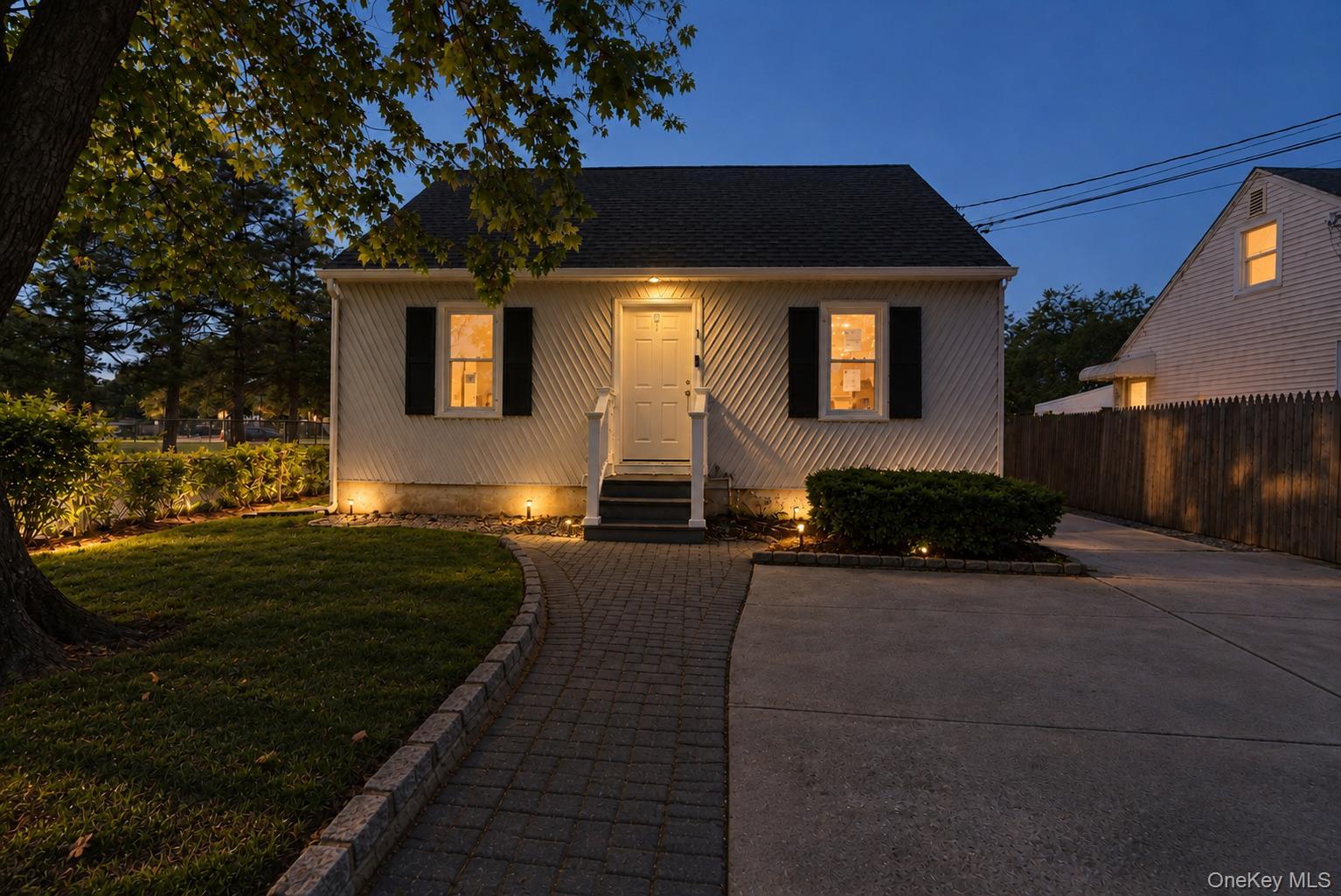 Single Family Birch Street Suffolk County, NY 11798, MLS-1061794-2