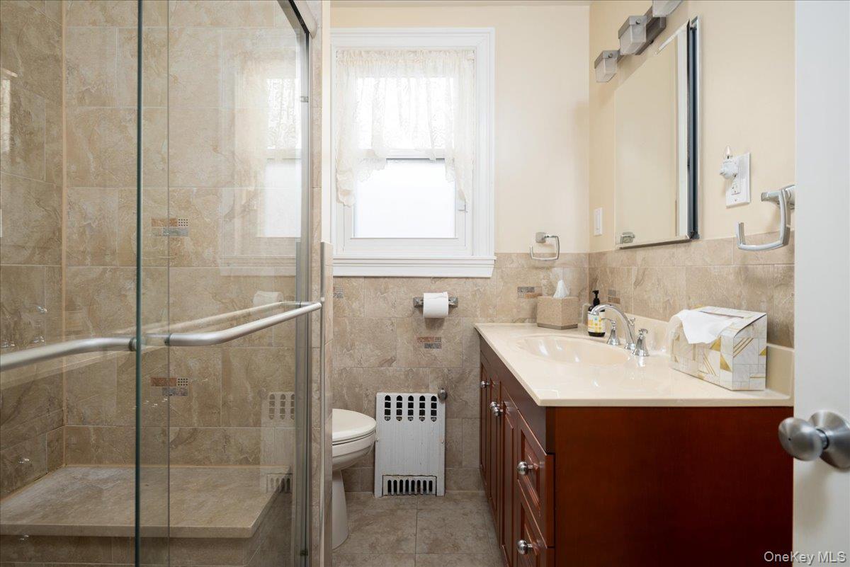 Single Family 172nd Street Queens, NY 11358, MLS-1061805-12