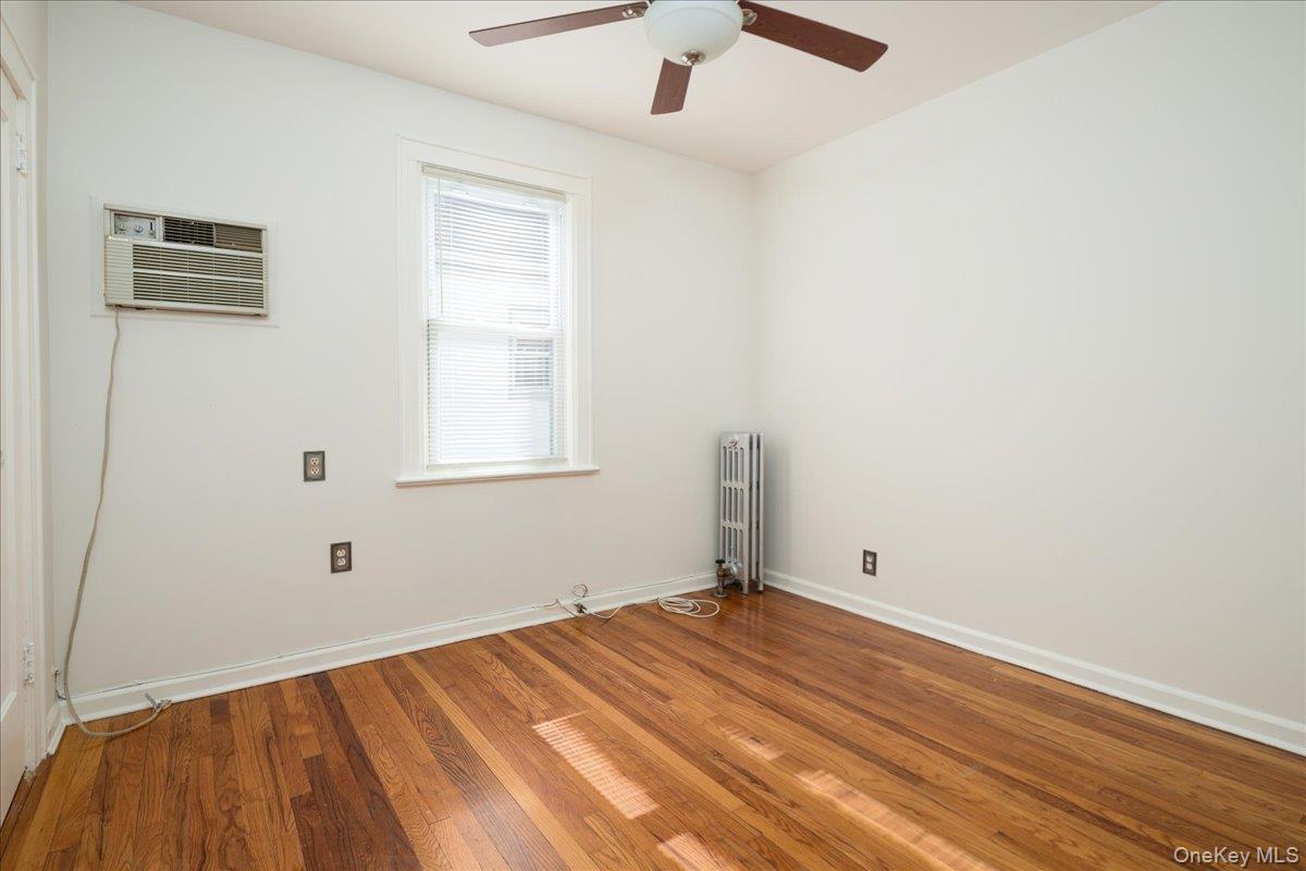 Single Family 172nd Street Queens, NY 11358, MLS-1061805-21