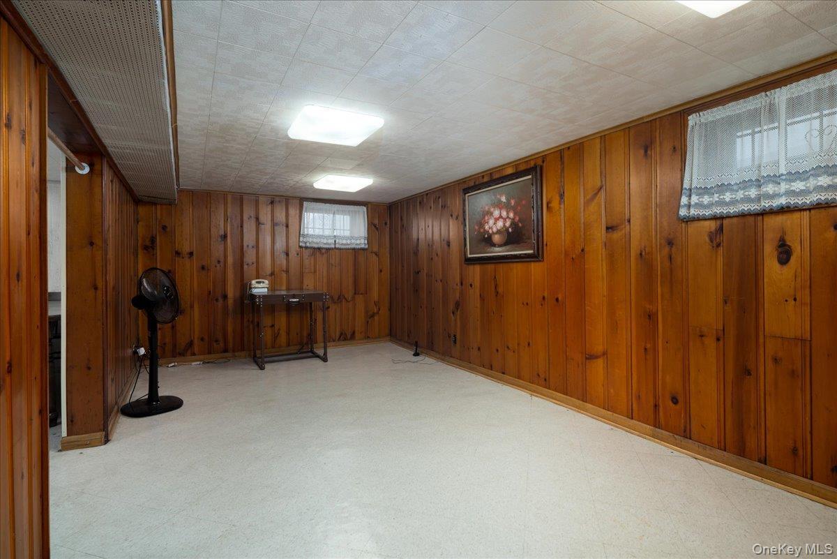 Single Family 172nd Street Queens, NY 11358, MLS-1061805-27
