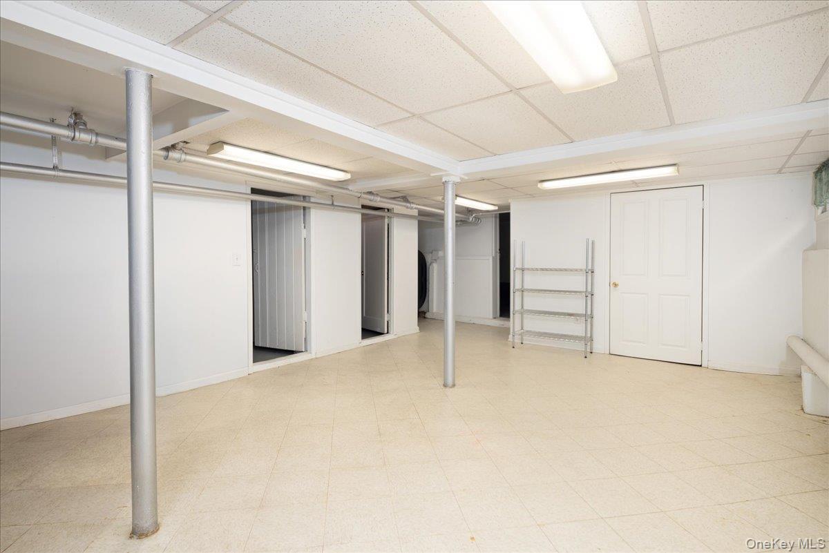 Single Family 172nd Street Queens, NY 11358, MLS-1061805-28