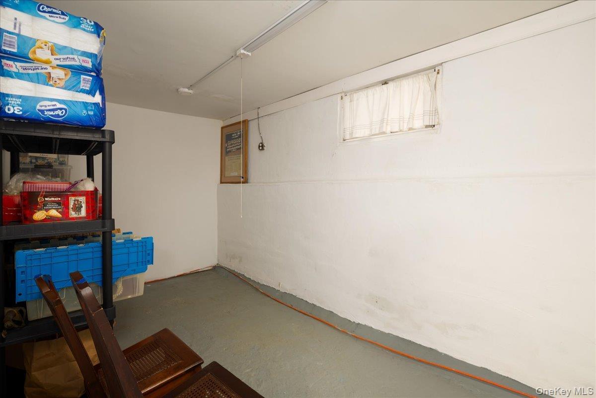 Single Family 172nd Street Queens, NY 11358, MLS-1061805-31