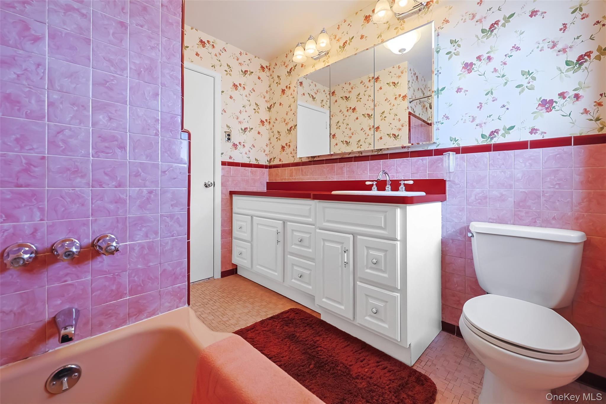 Single Family 246th Place Queens, NY 11362, MLS-1061845-24