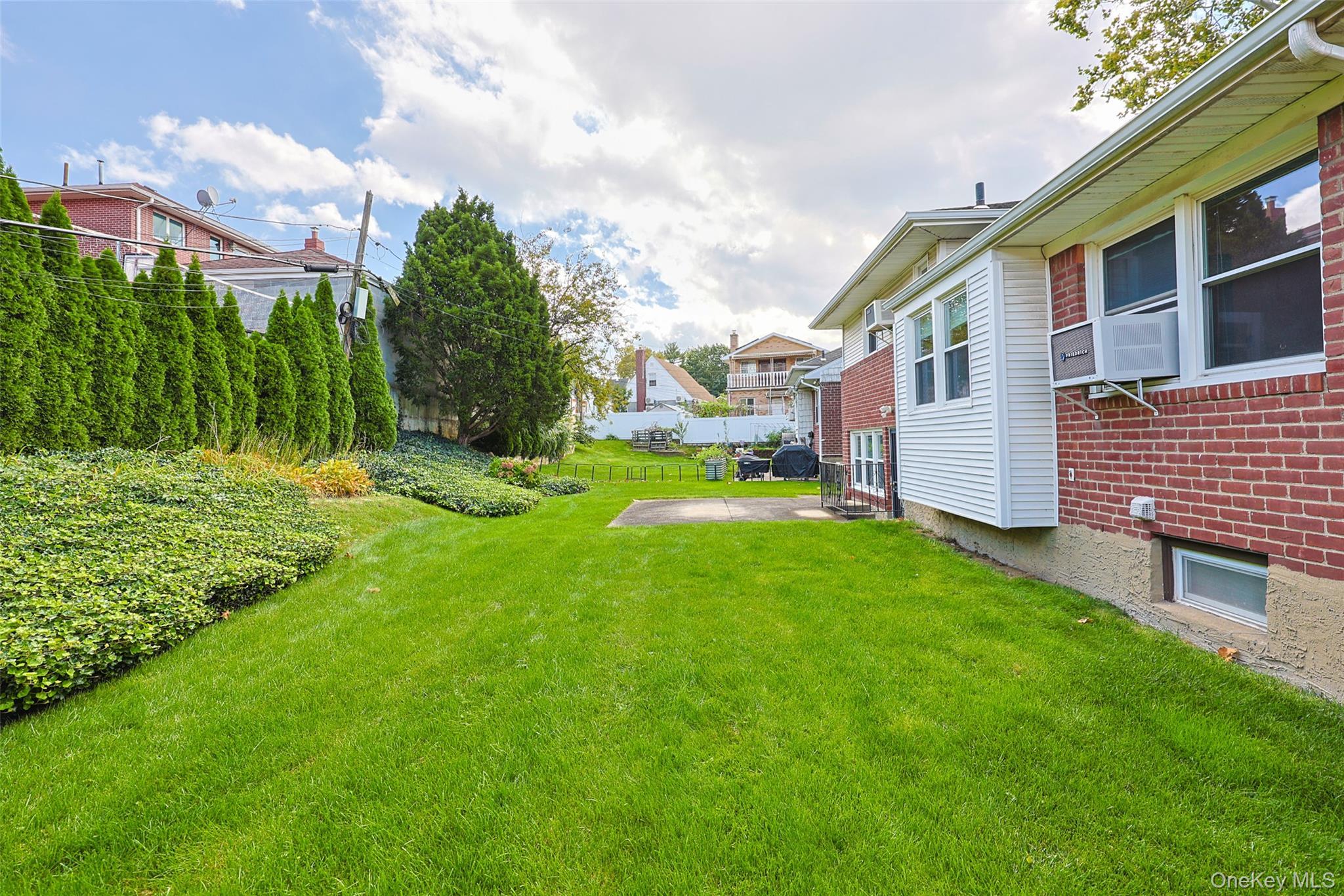 Single Family 246th Place Queens, NY 11362, MLS-1061845-31