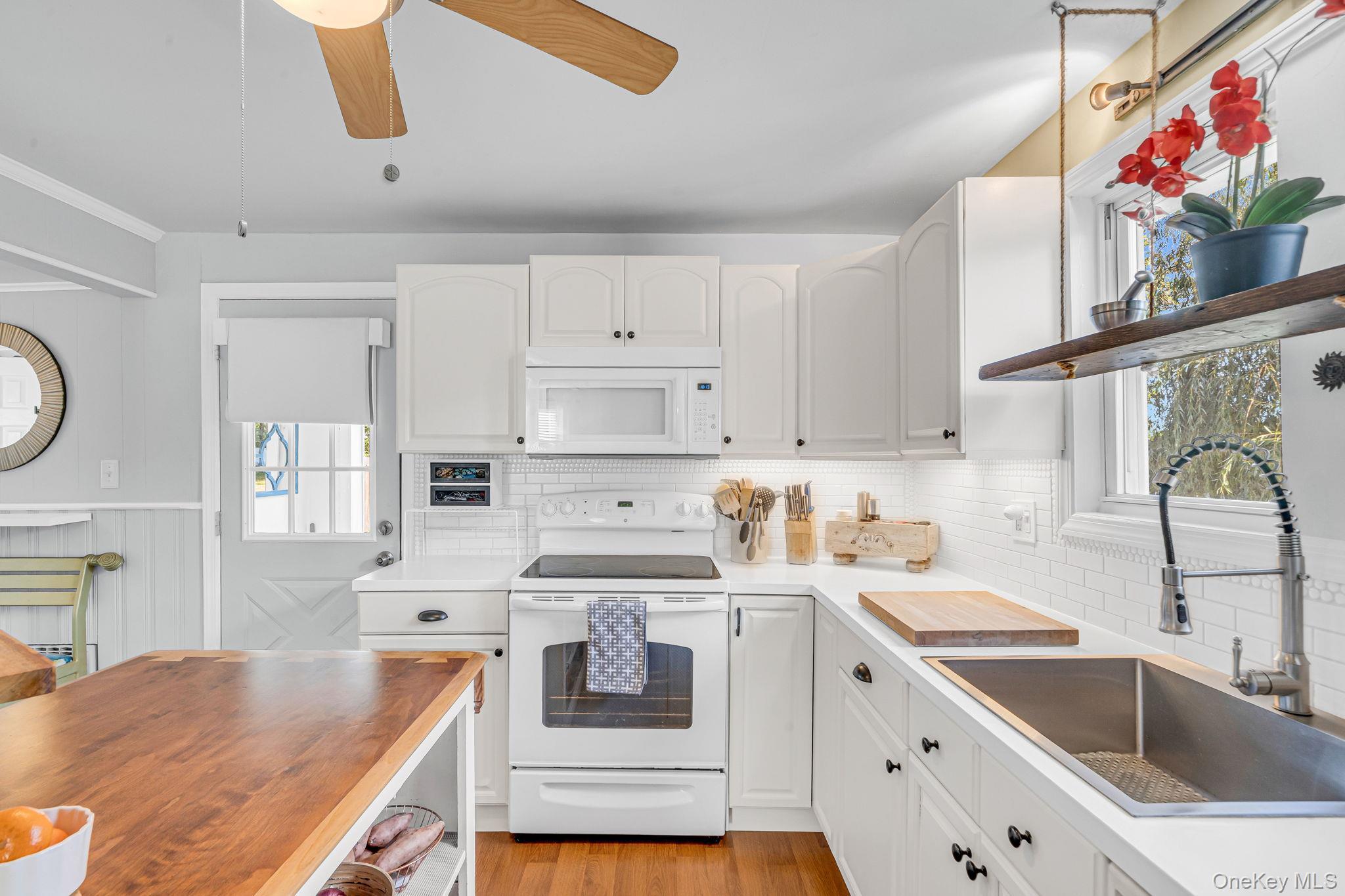 Single Family Nottingham Avenue  Suffolk County, NY 11772, MLS-1061874-30