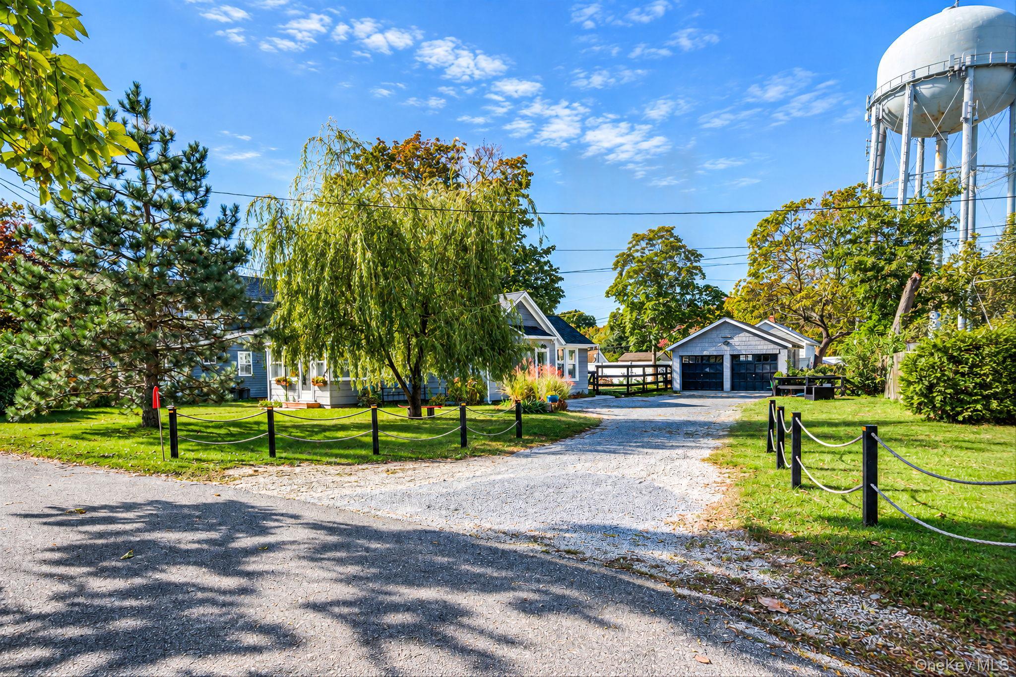 Single Family Nottingham Avenue  Suffolk County, NY 11772, MLS-1061874-4