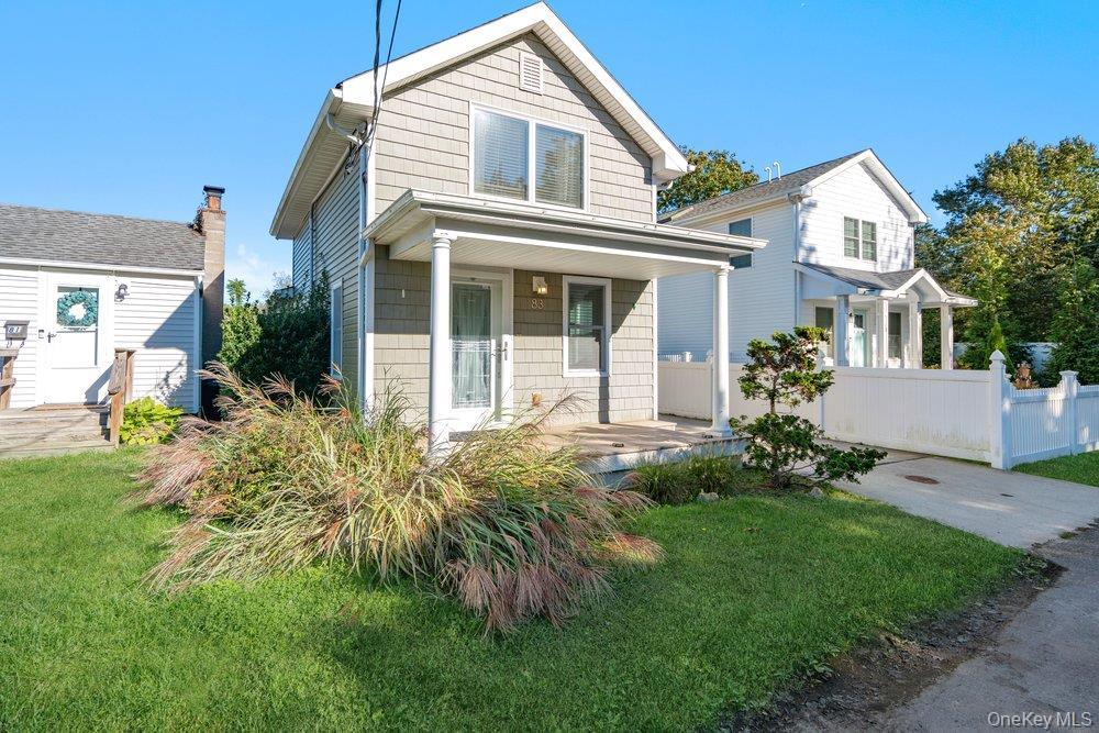 Single Family Nottingham Avenue Suffolk County, NY 11772, MLS-1062196-3