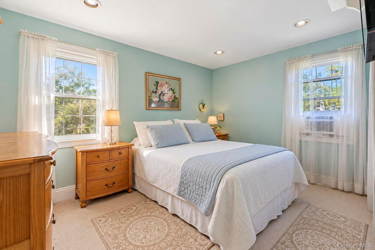 Single Family Hart Avenue Suffolk County, NY 11901, MLS-1062200-28