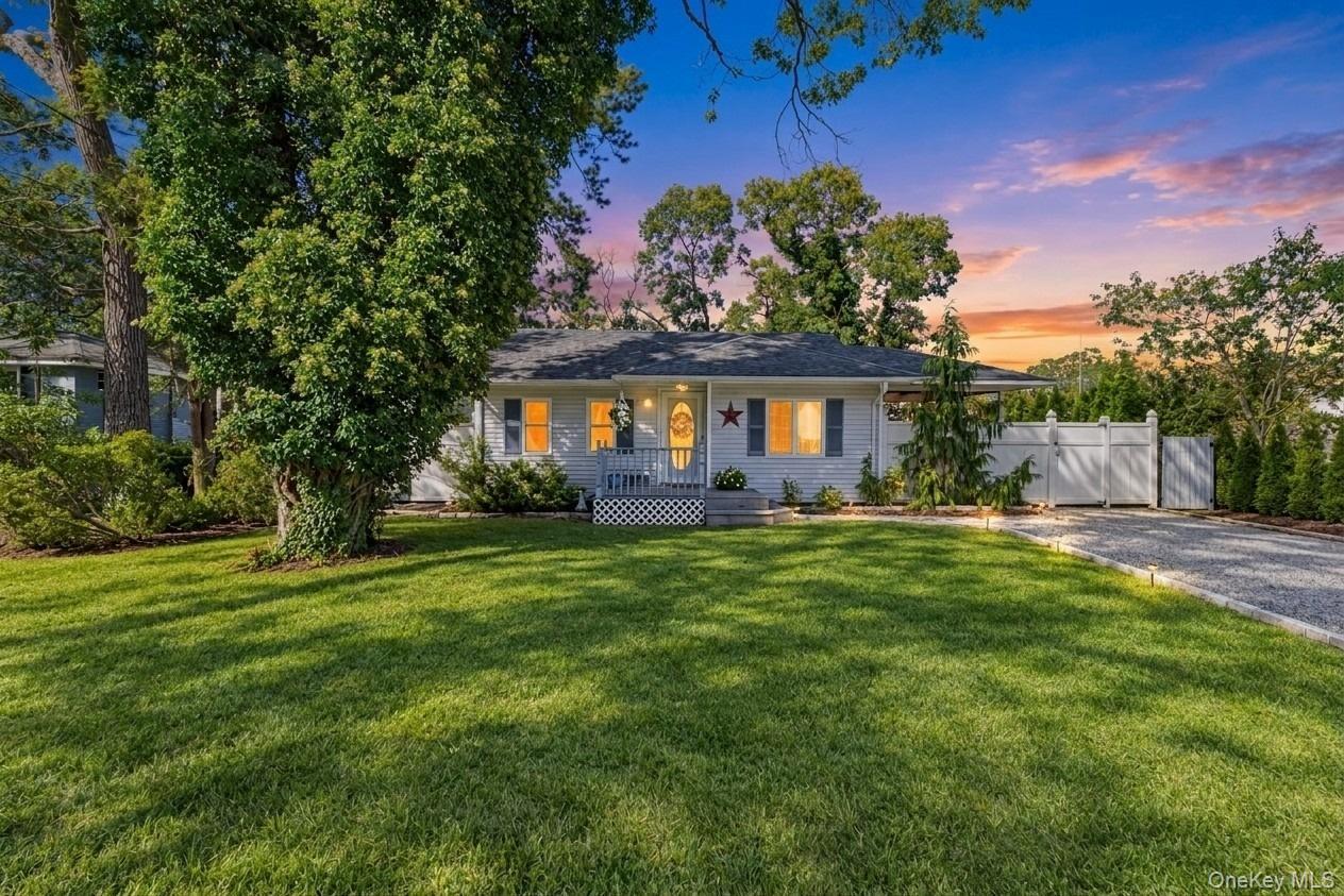 Single Family Hart Avenue Suffolk County, NY 11901, MLS-1062200-3