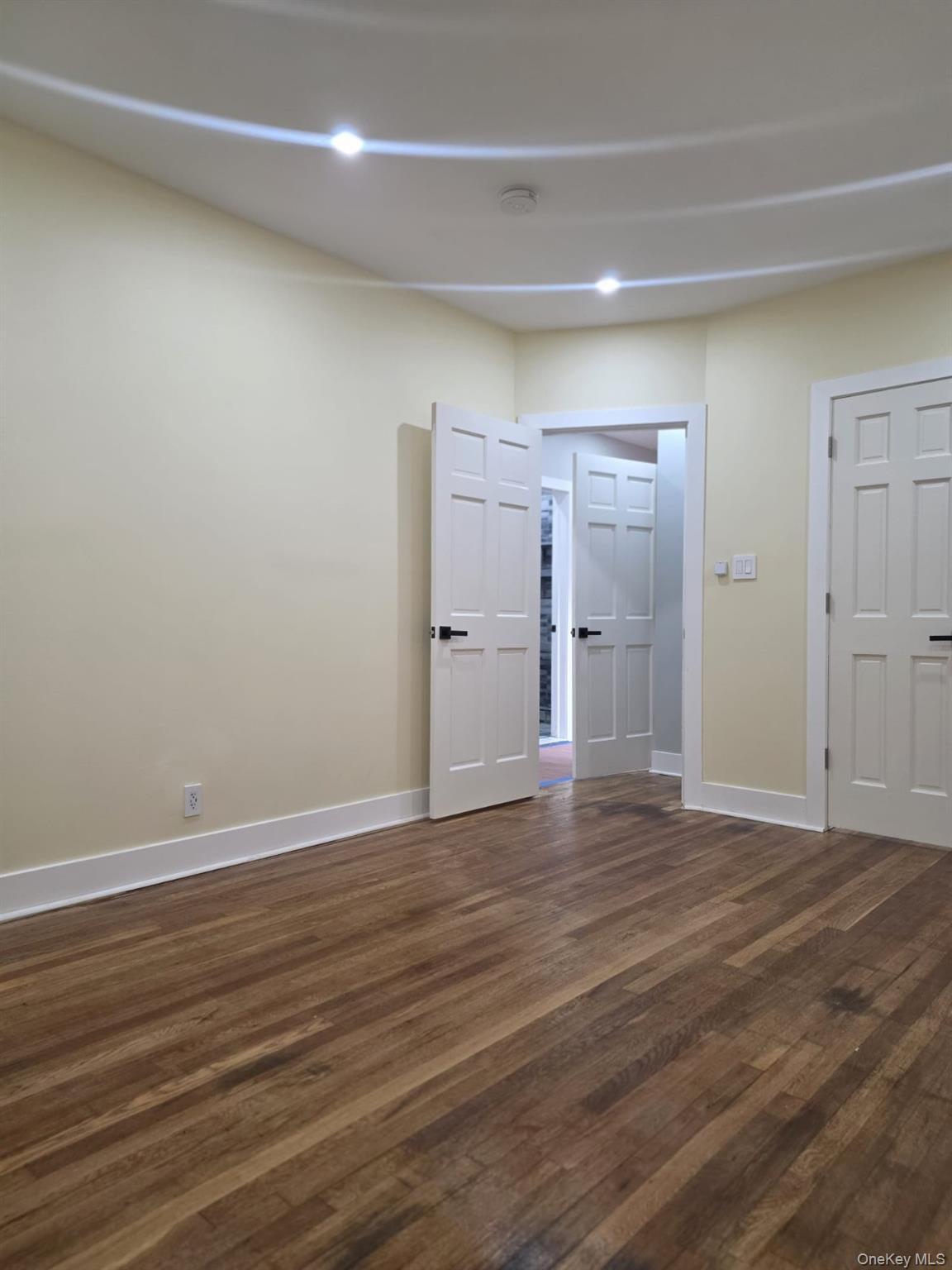 Single Family Utopia Parkway  Queens, NY 11358, MLS-1062215-10