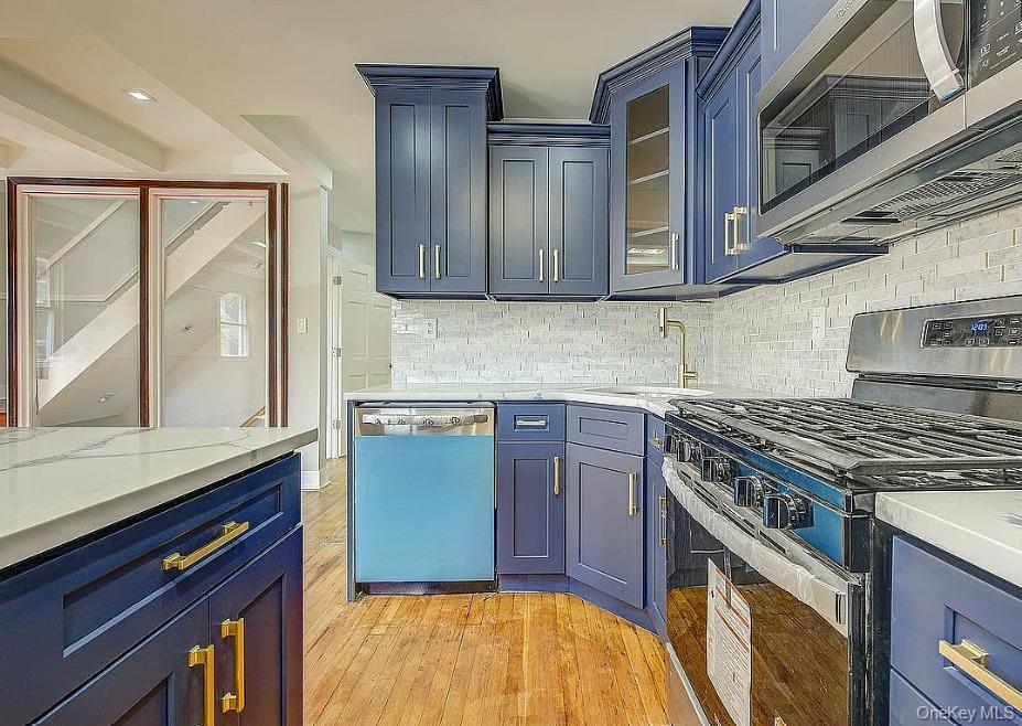 Single Family Utopia Parkway  Queens, NY 11358, MLS-1062215-13