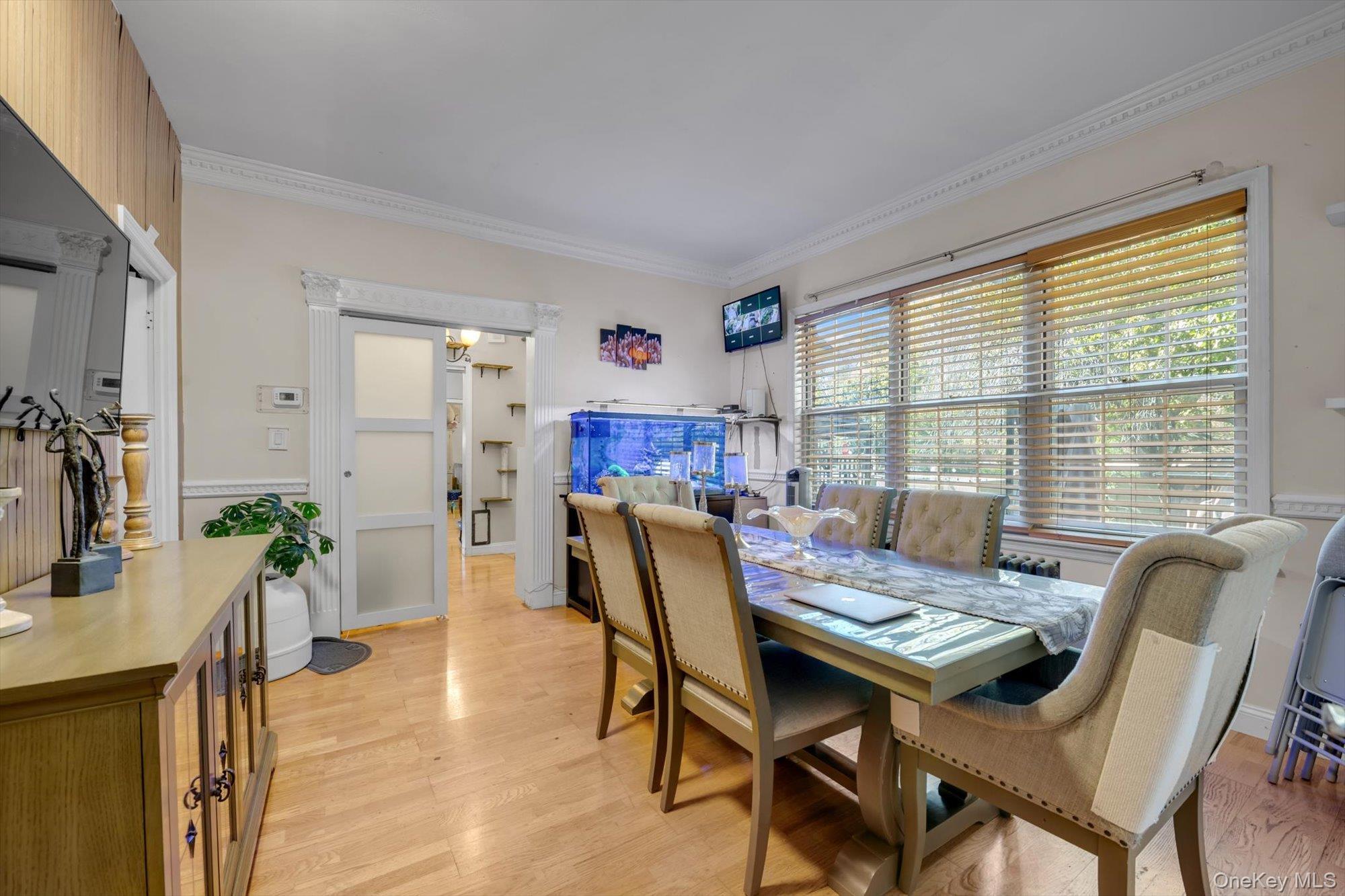 Single Family Powells Cove Boulevard Queens, NY 11357, MLS-1062273-4