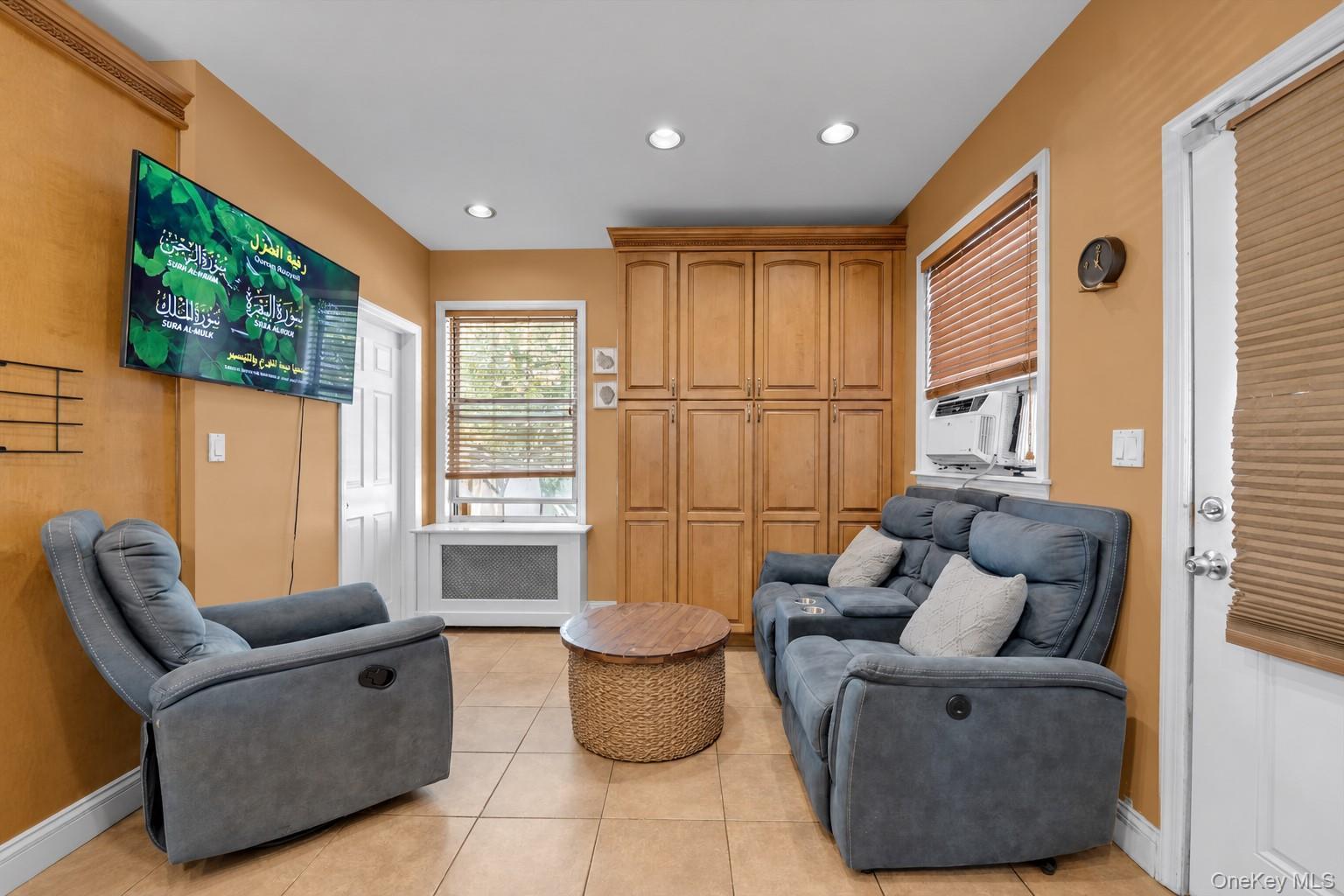 Single Family Powells Cove Boulevard Queens, NY 11357, MLS-1062273-7