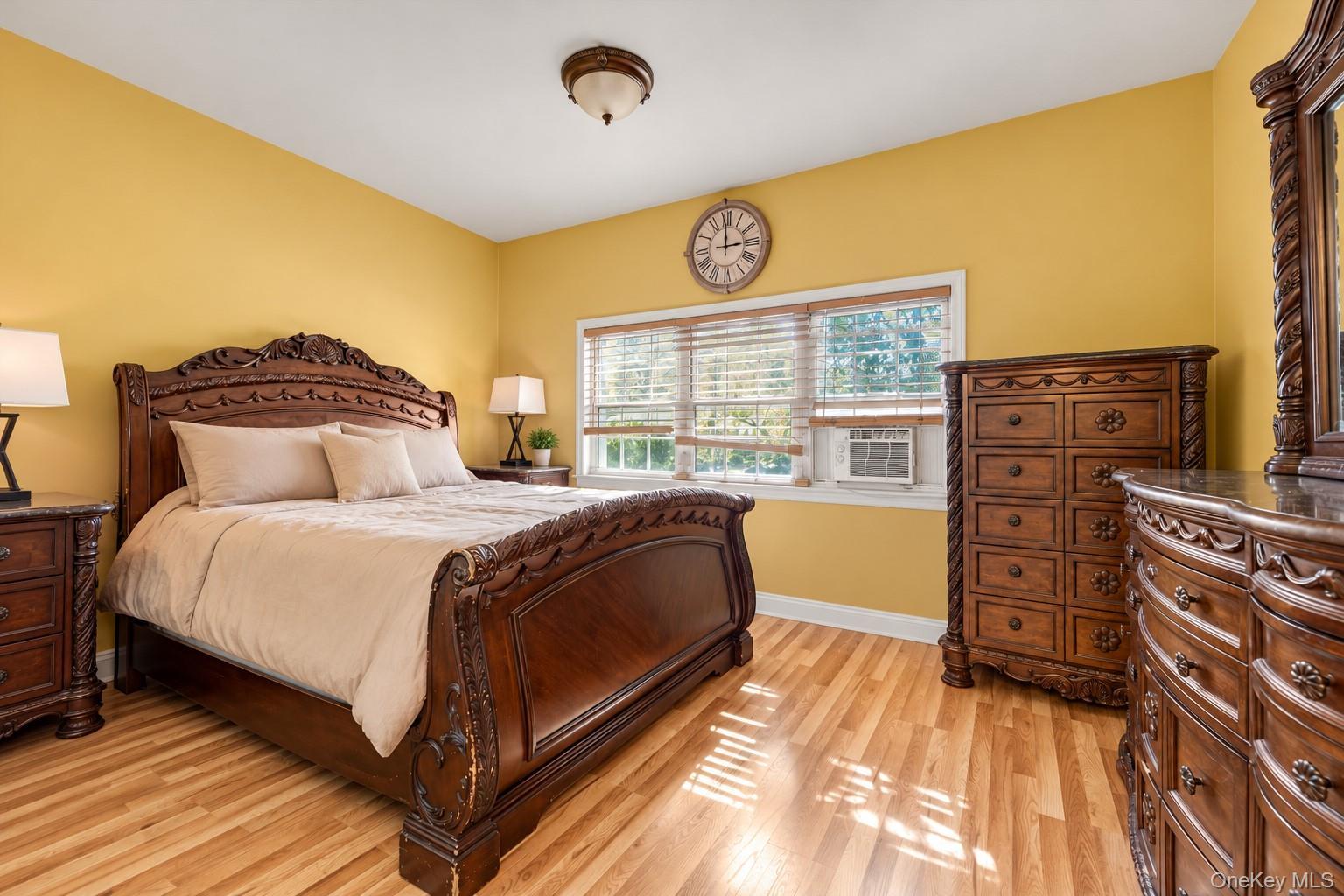 Single Family Powells Cove Boulevard Queens, NY 11357, MLS-1062273-8