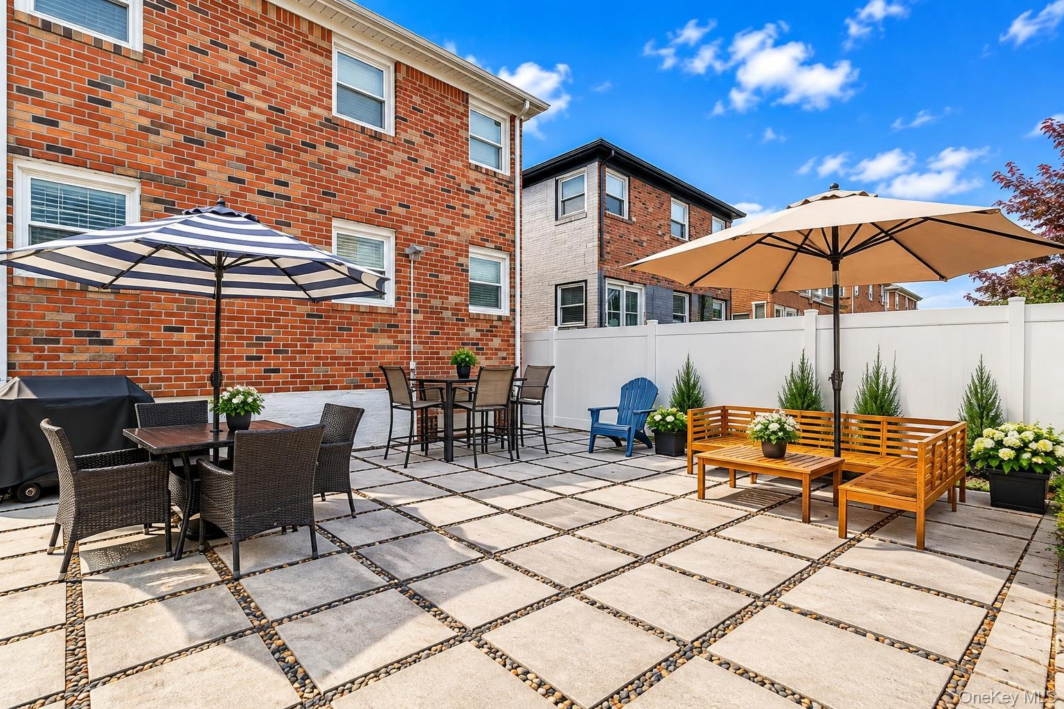 Single Family Beach 127th Street  Queens, NY 11694, MLS-1062328-17
