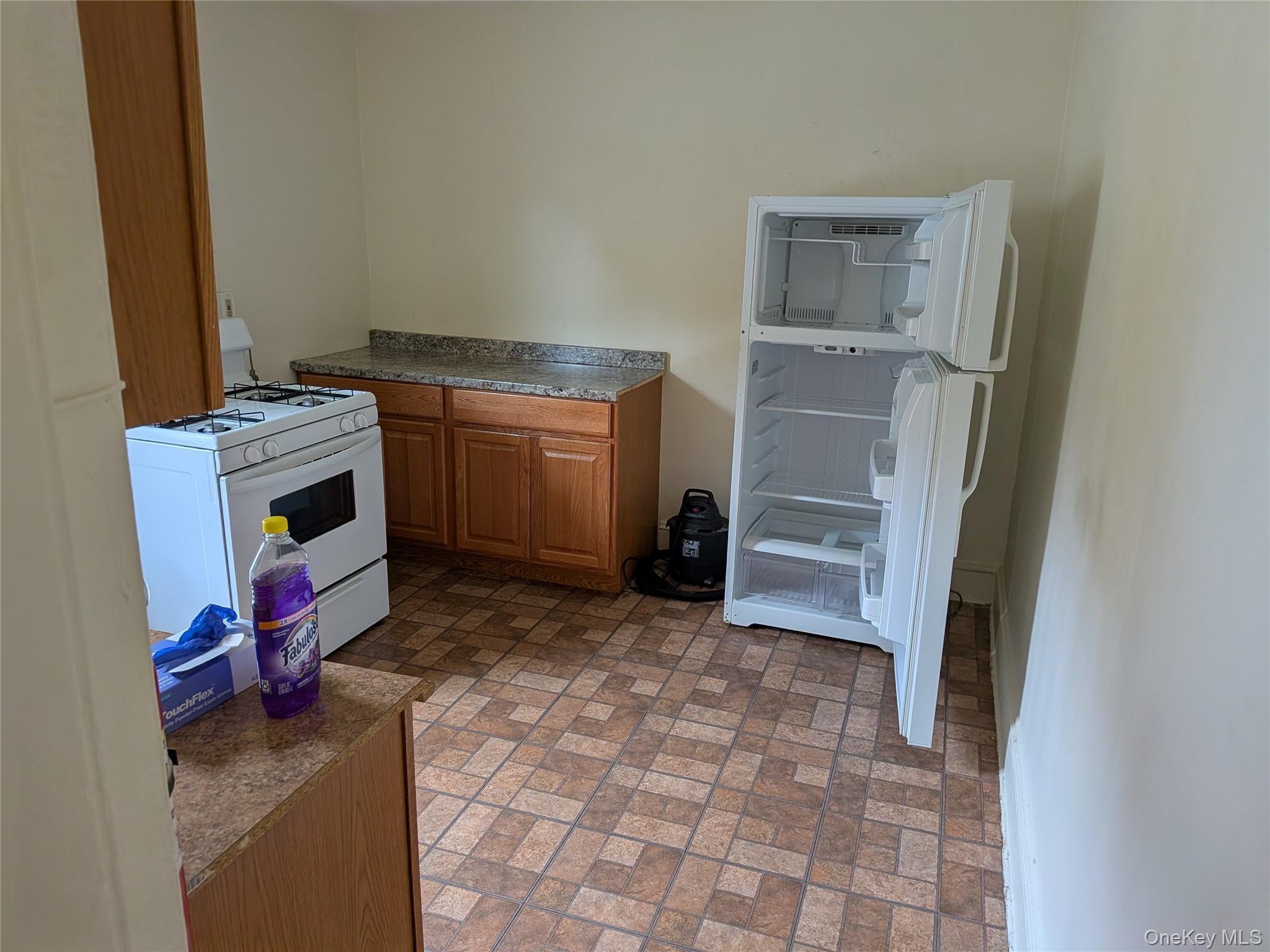 Single Family Saint Pauls Place Sullivan County, NY 12754, MLS-1062340-10