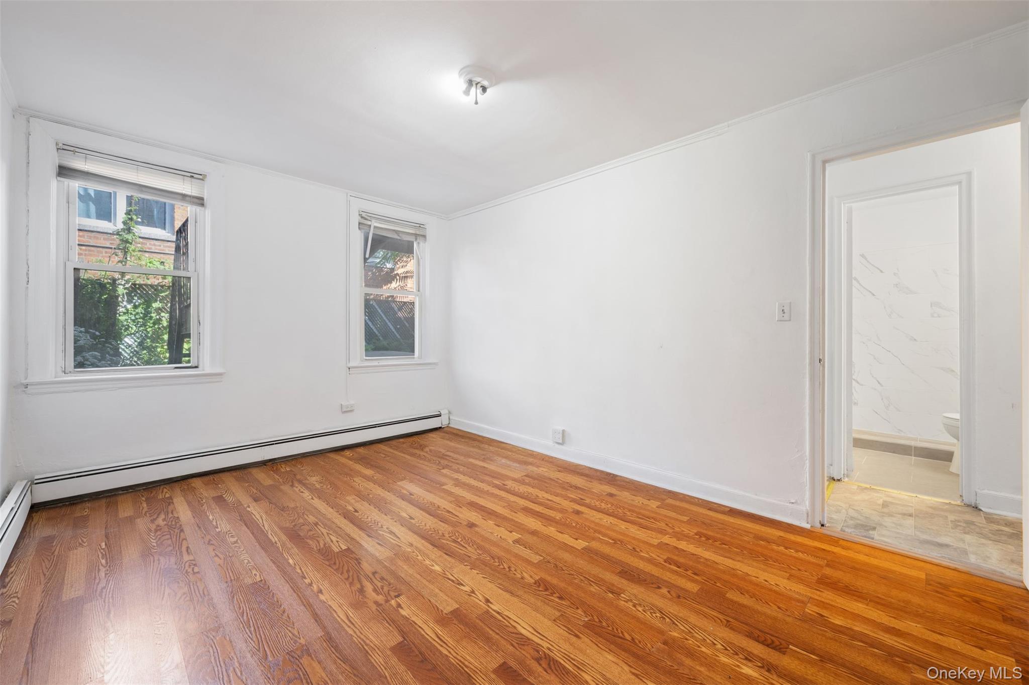 Single Family Hone Avenue Bronx, NY 10461, MLS-1062413-12